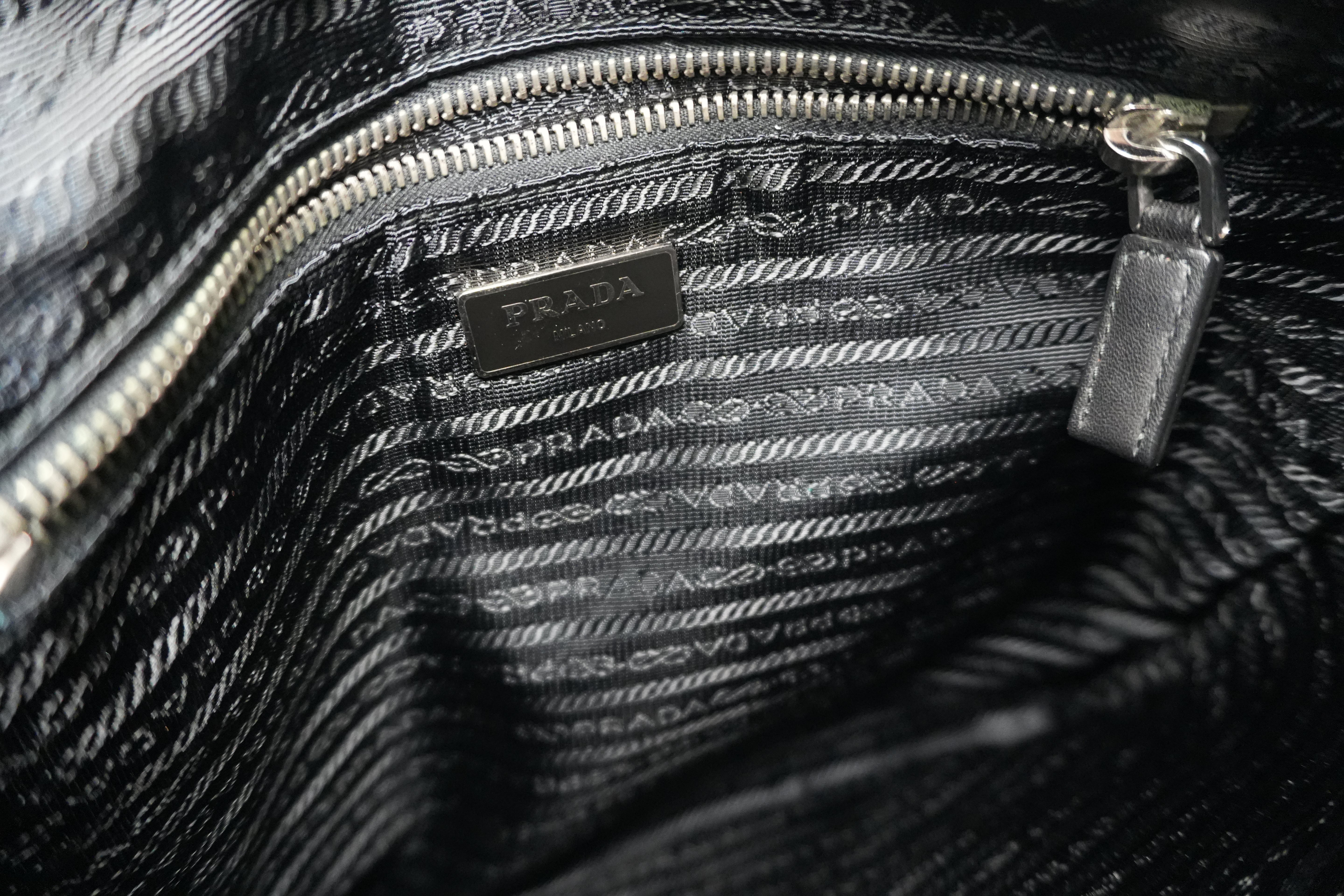 Pre-owned Prada Nylon Crossbody Bag Black