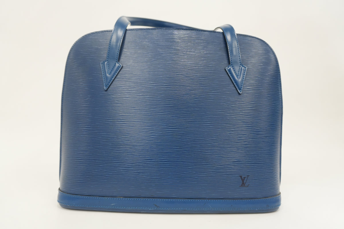 Pre-Owned Louis Vuitton Epi Lussac Shoulder Bag Blue