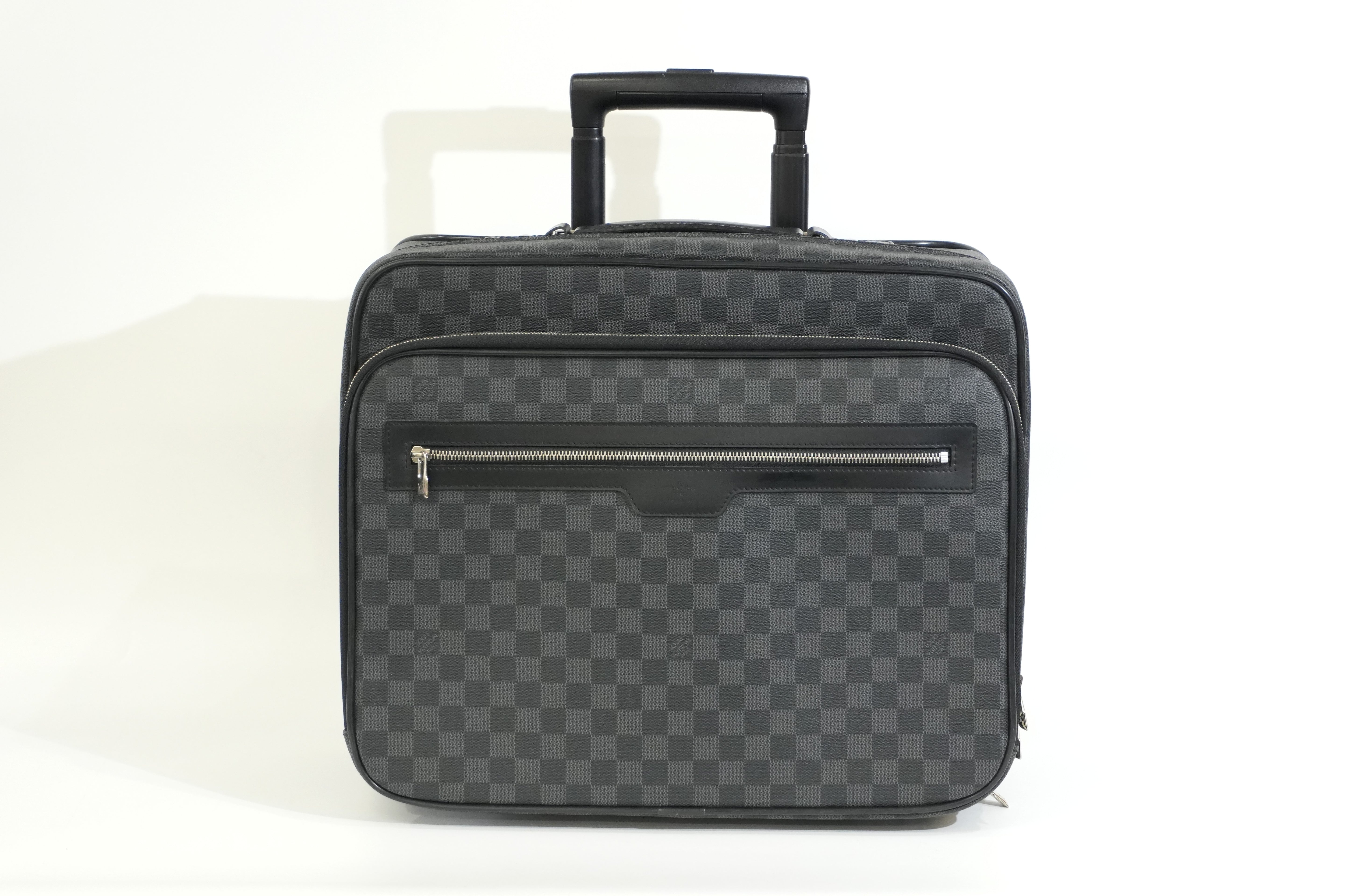 Pre-owned Louis Vuitton Damier Graphite Pilot Case Luggage