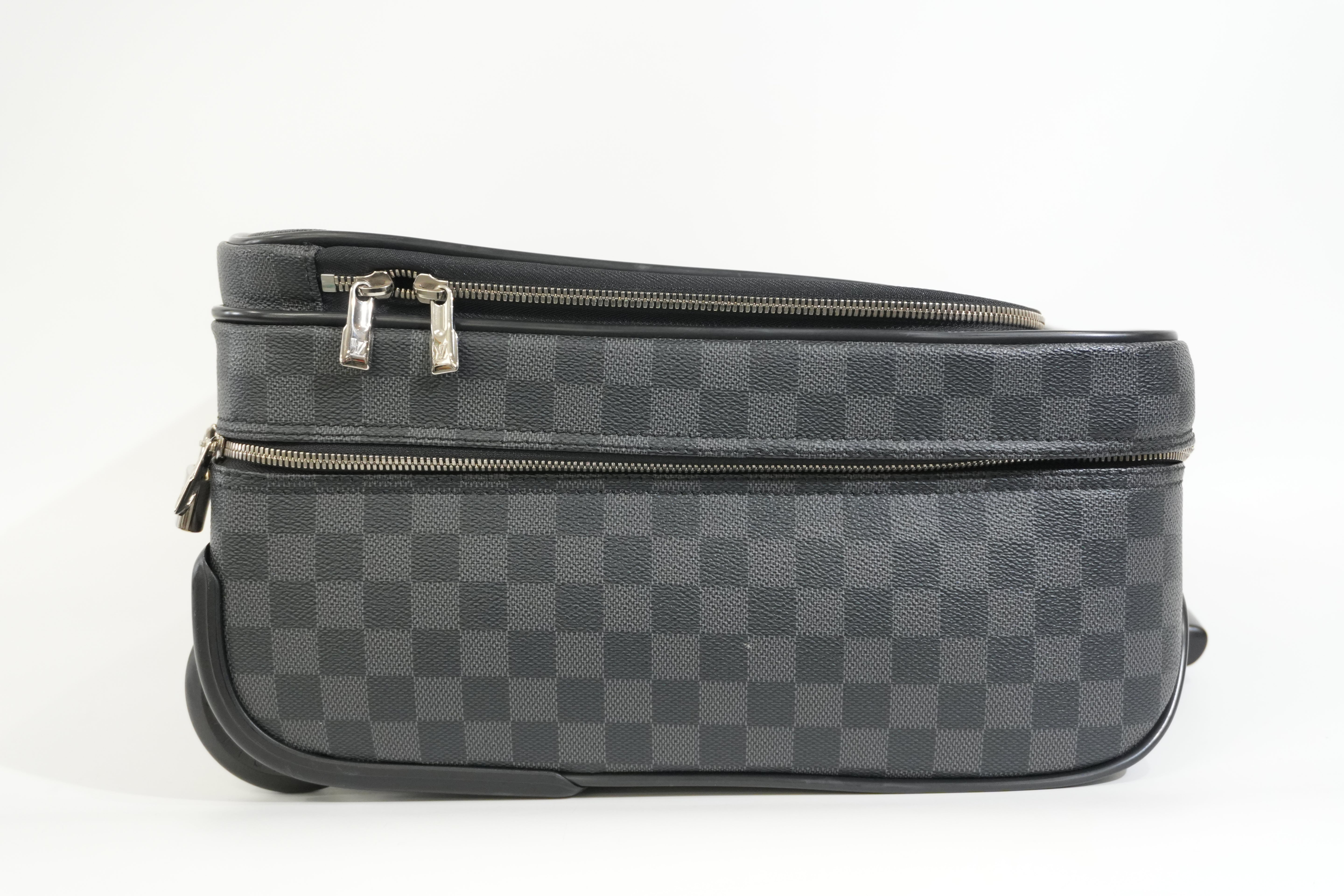 Pre-owned Louis Vuitton Damier Graphite Pilot Case Luggage