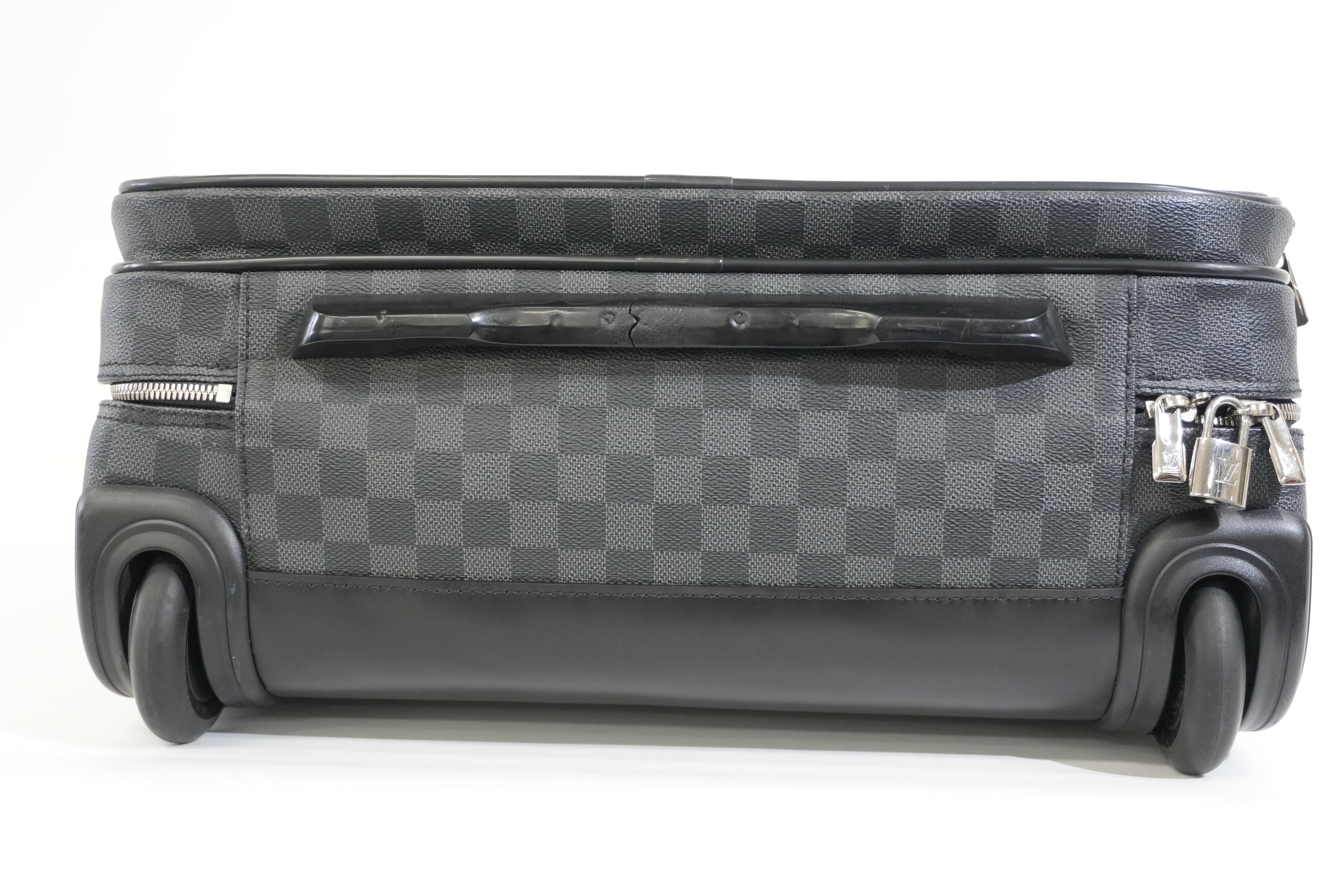 Pre-owned Louis Vuitton Damier Graphite Pilot Case Luggage