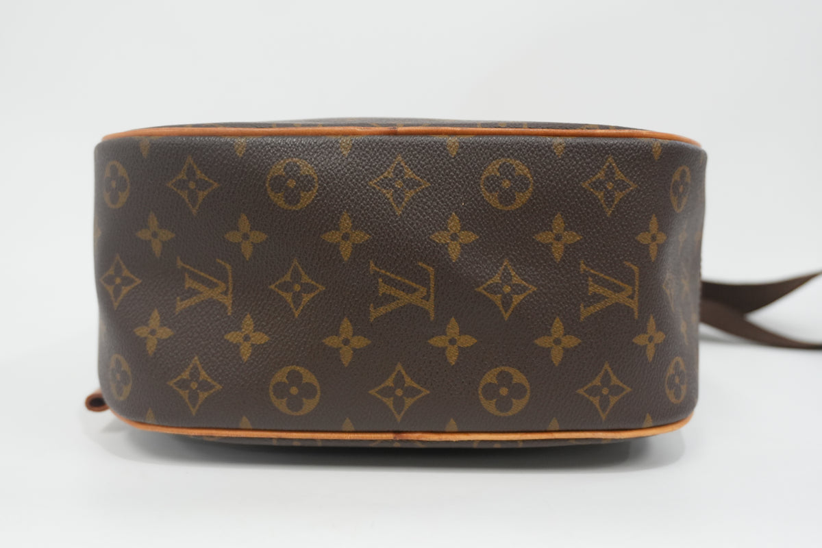 Pre-Owned Louis Vuitton Monogram Packall PM