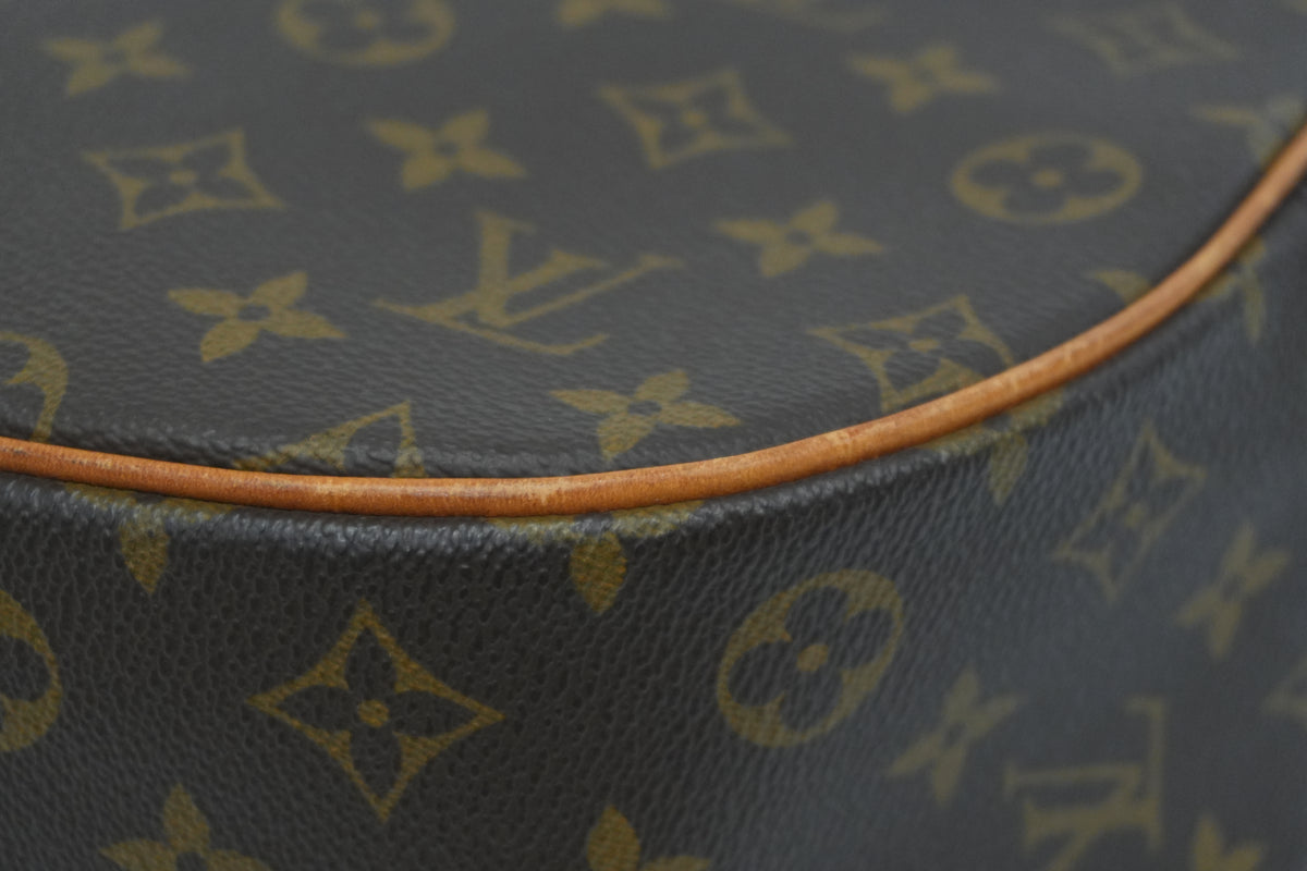 Pre-Owned Louis Vuitton Monogram Packall PM
