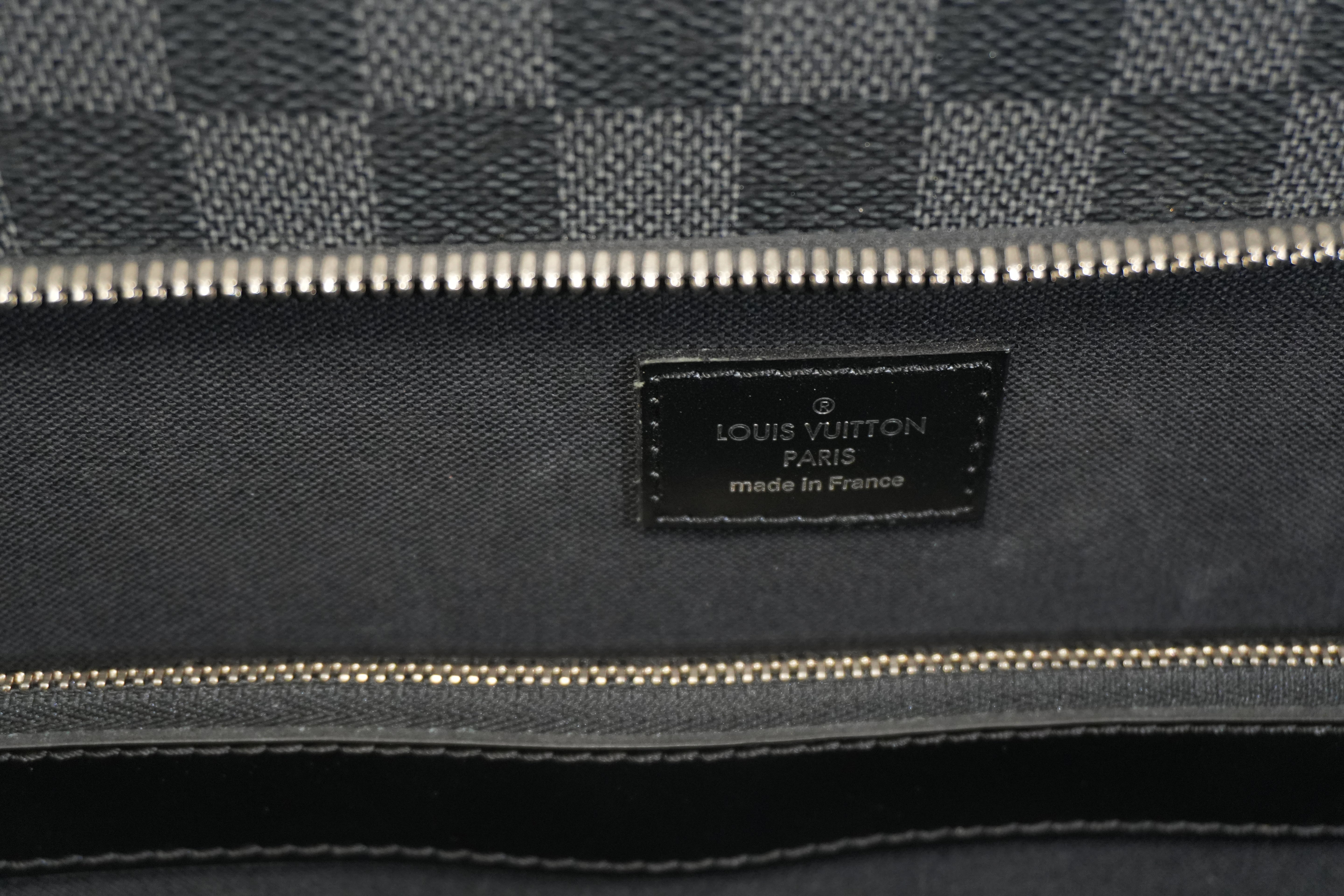 Pre-owned Louis Vuitton Damier Graphite Pilot Case Luggage