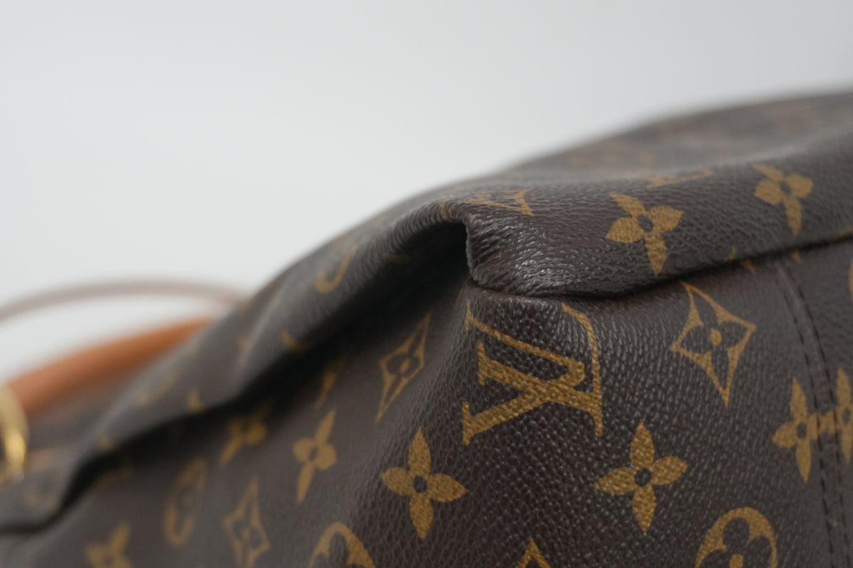 Pre-Owned Louis Vuitton Artsy MM Hobo Shoulder Bag