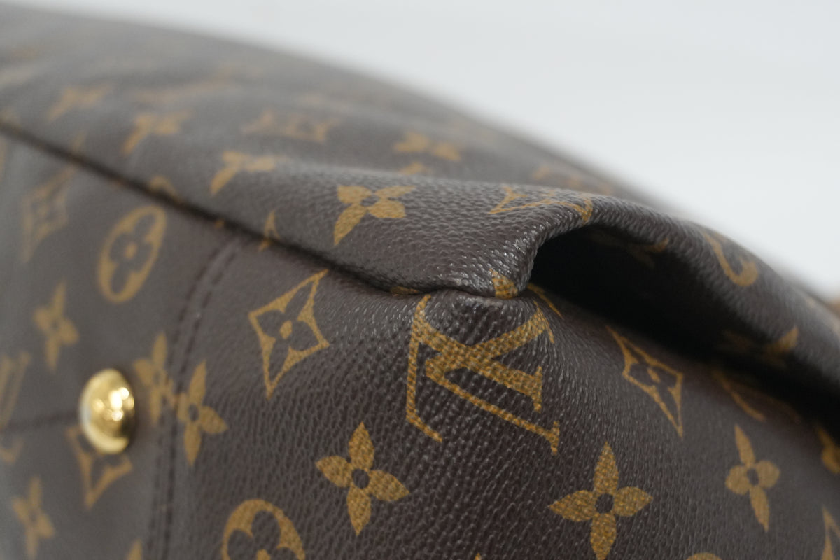 Pre-Owned Louis Vuitton Artsy MM Hobo Shoulder Bag