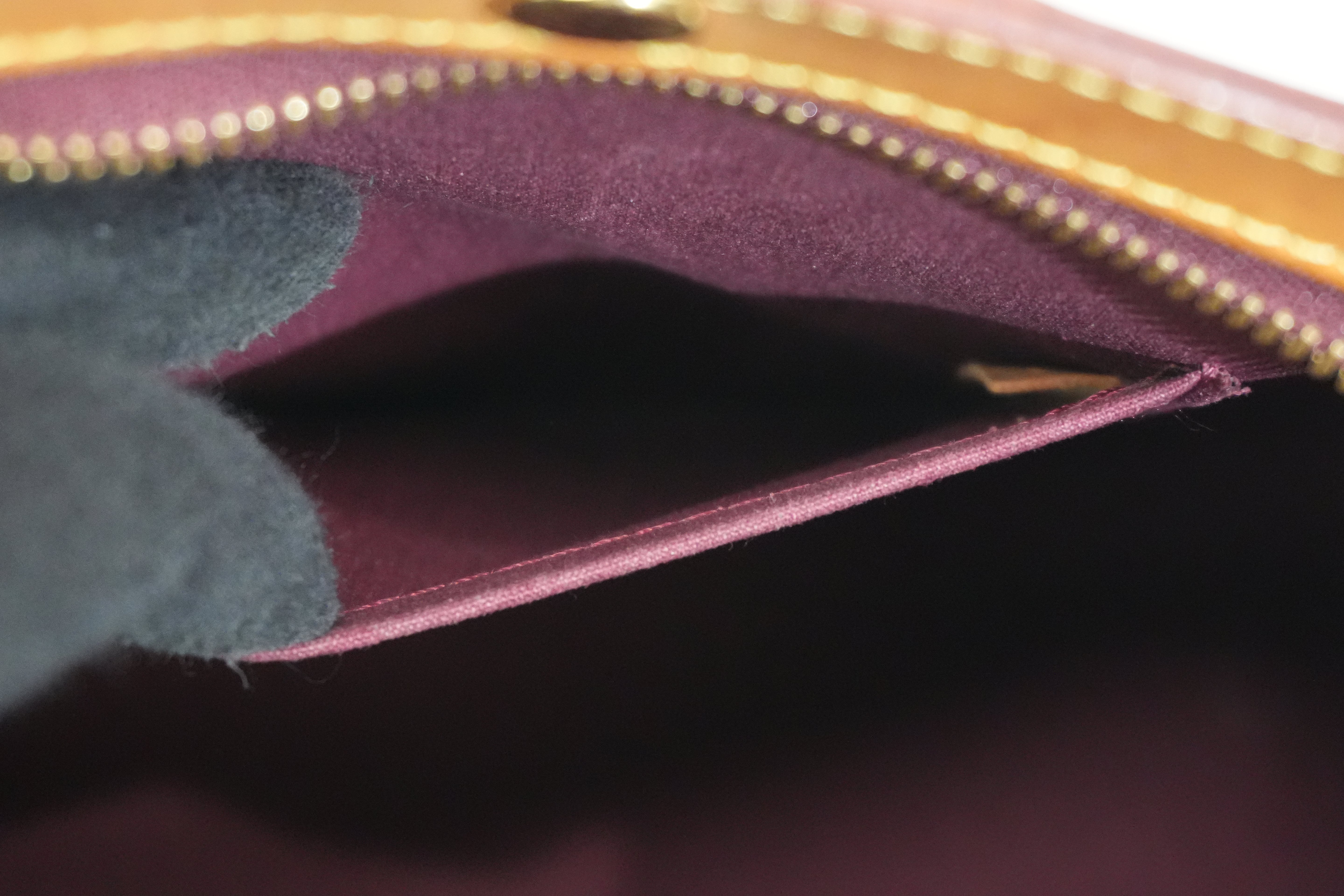 Pre-owned Louis Vuitton Vernis Brea Handbag Rouge Fauviste