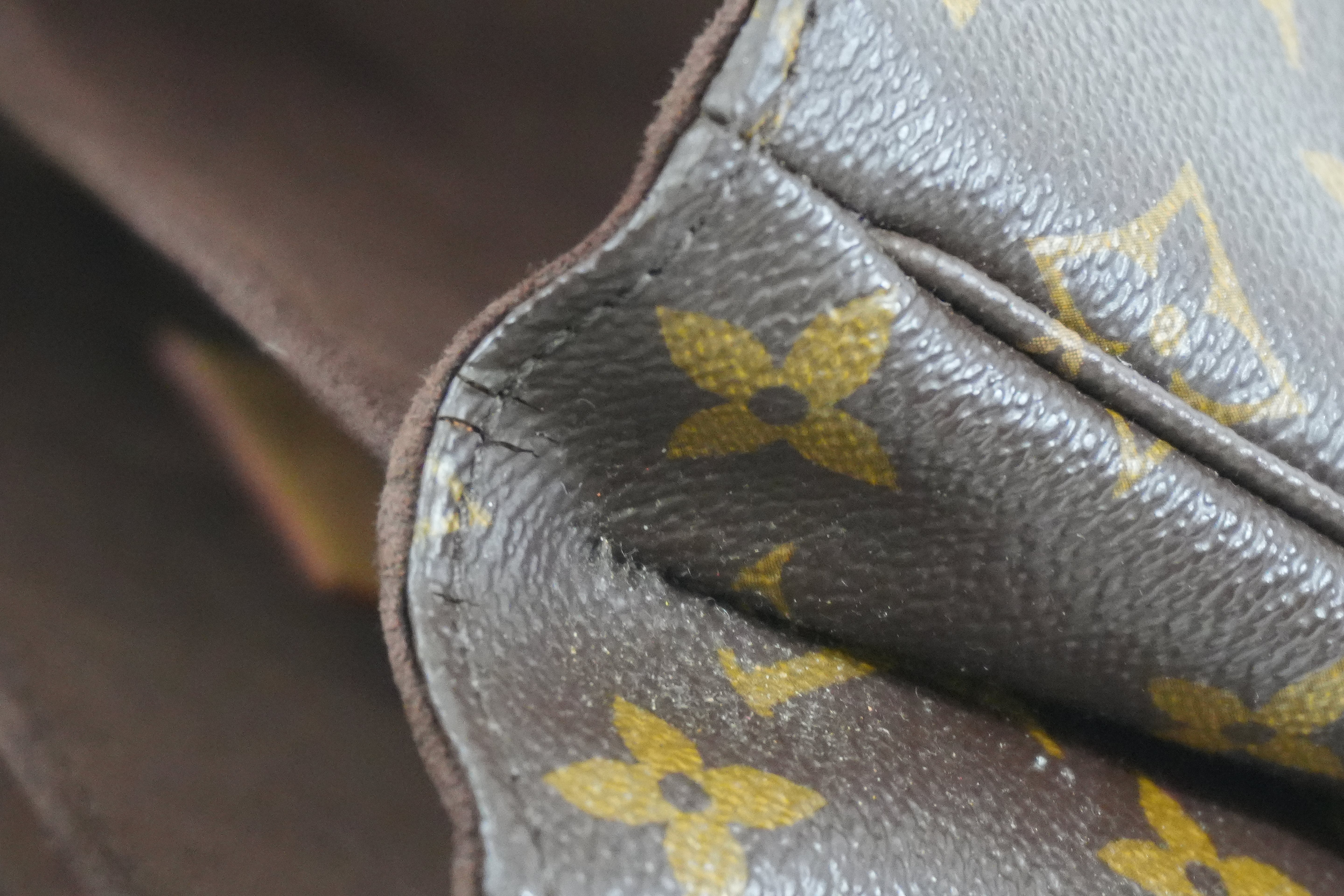 Pre-owned Louis Vuitton Monogram Metis Crossbody Bag