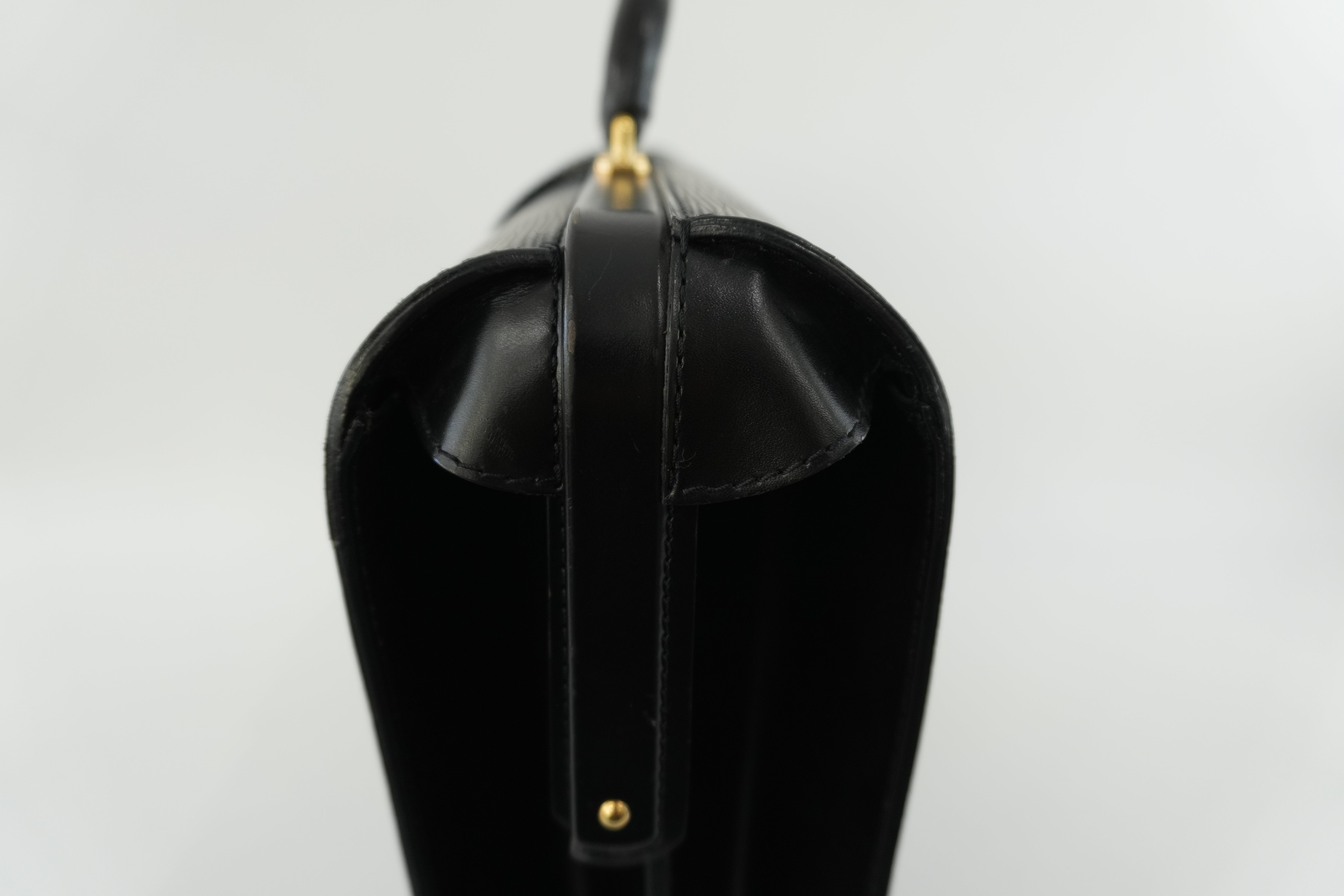 Louis Vuitton Briefcase Epi Black Used