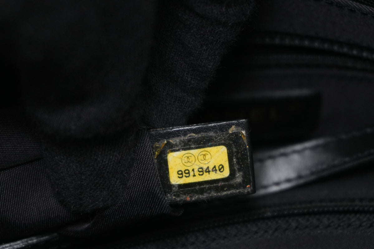 Pre-Owned Chanel New Travel Line Tote Bag Black