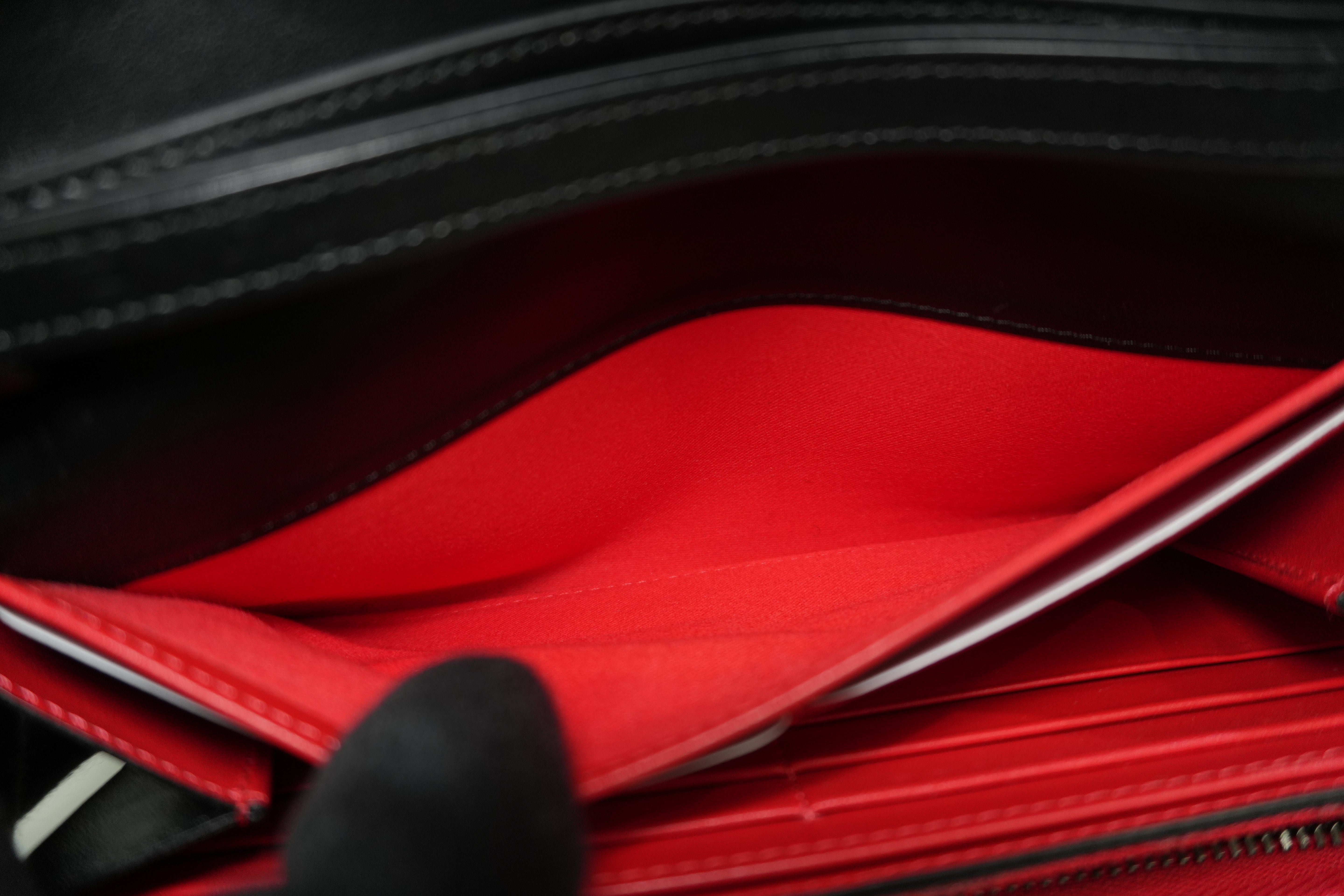 Pre-owned Christian Louboutin Studs Leather Wallet Black