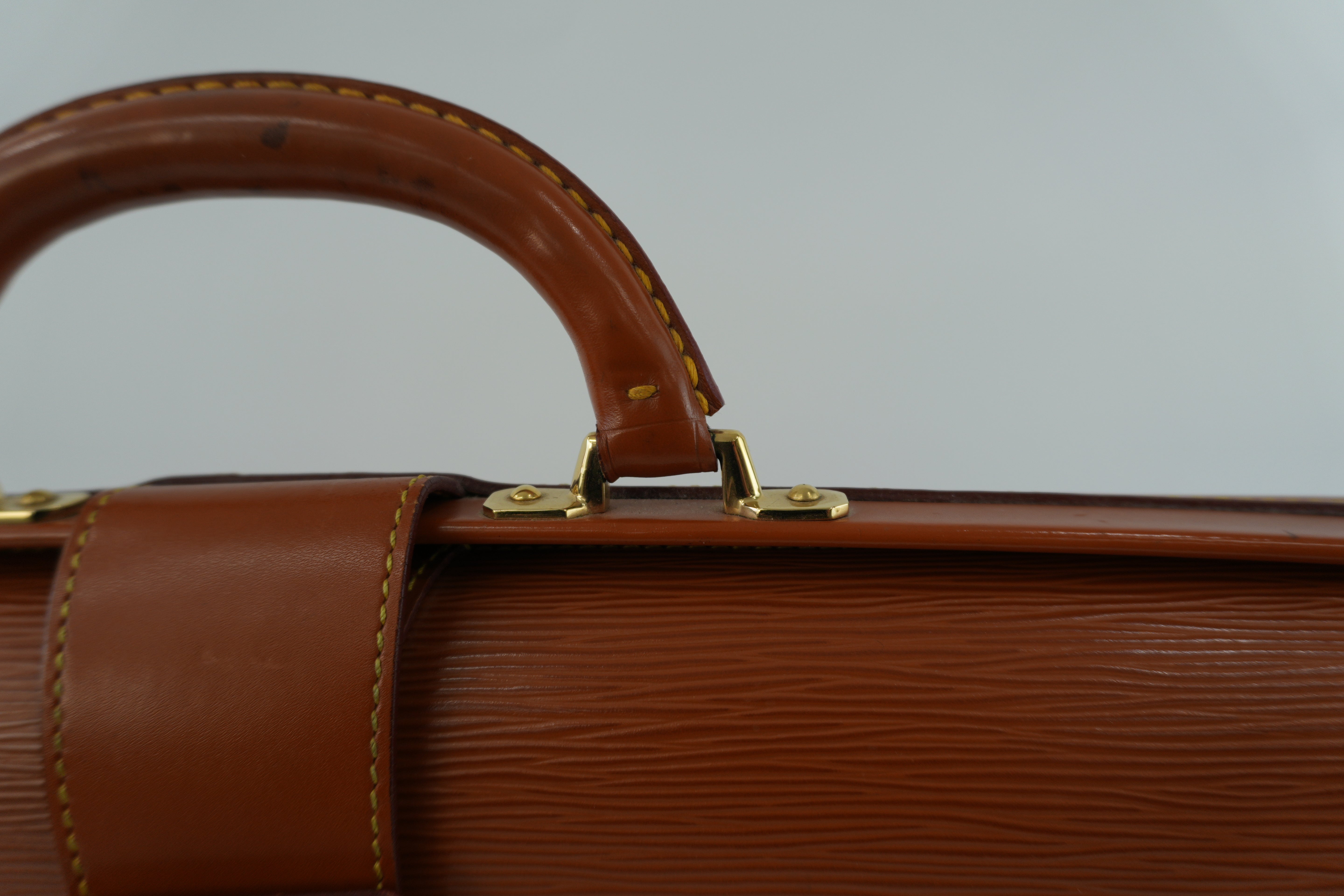 Louis Vuitton Briefcase Epi Kenya Brown Used