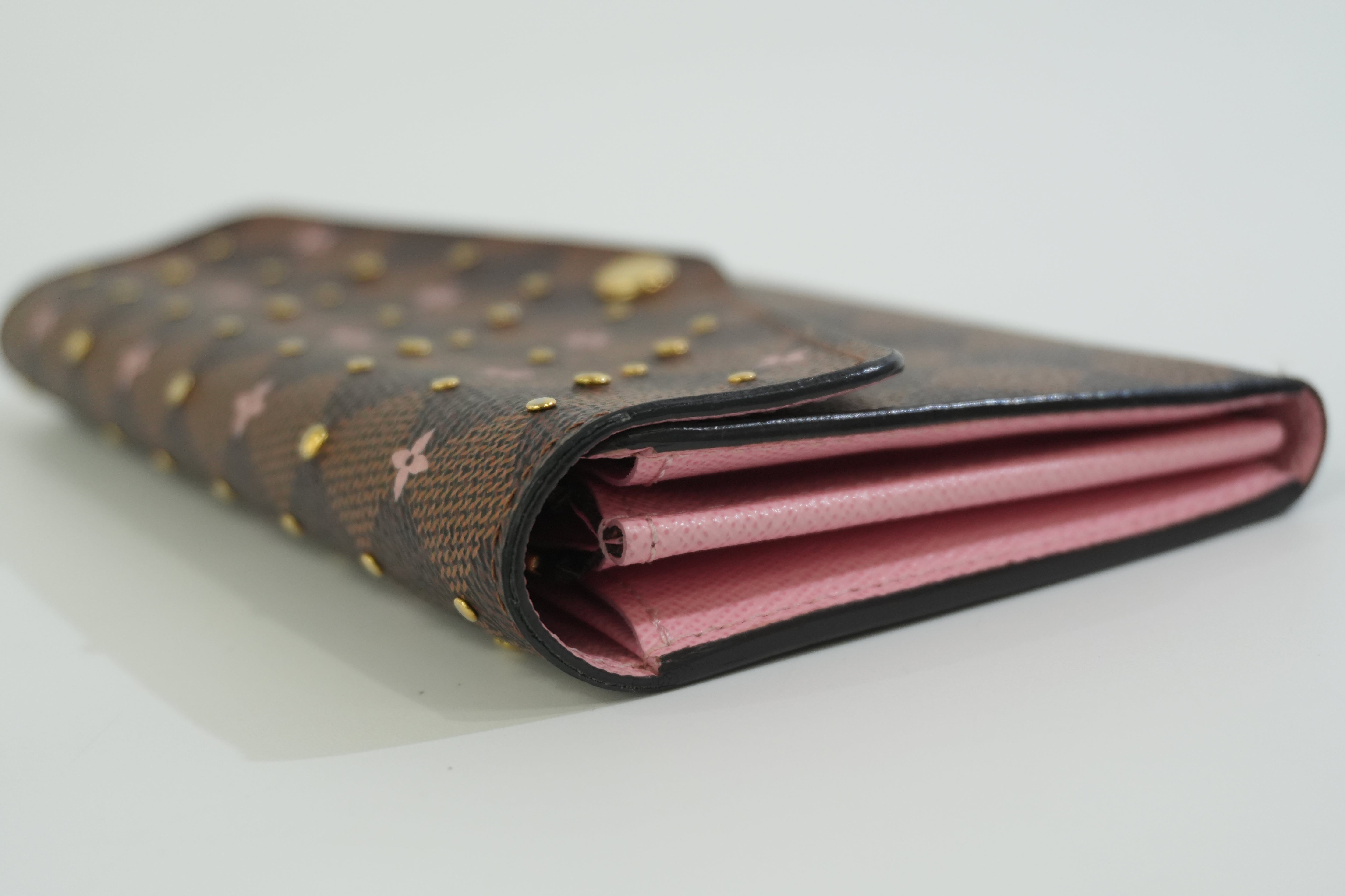 Pre-owned Louis Vuitton Monogram Sarah Wallet Flower