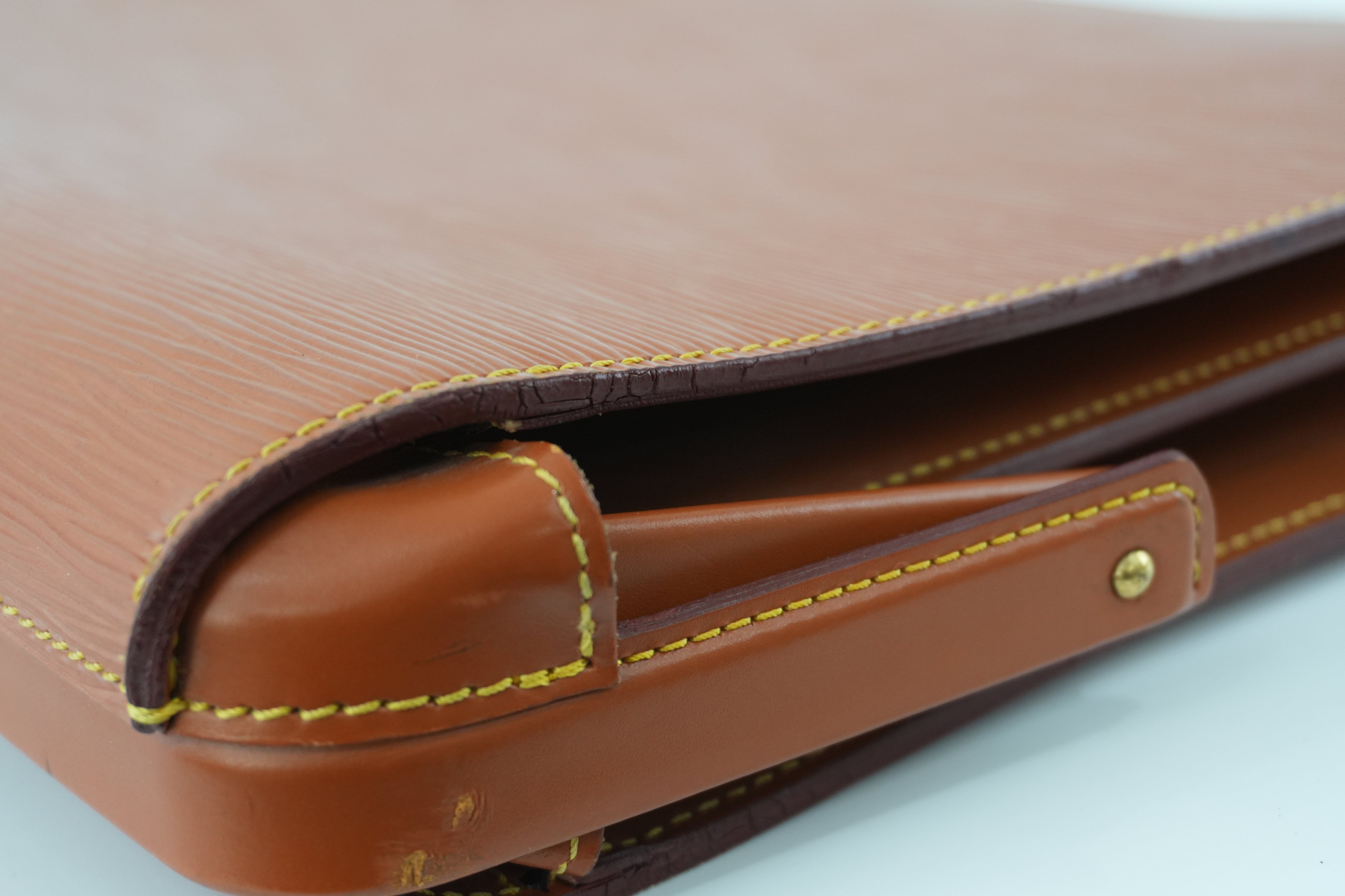Louis Vuitton Briefcase Epi Kenya Brown Used