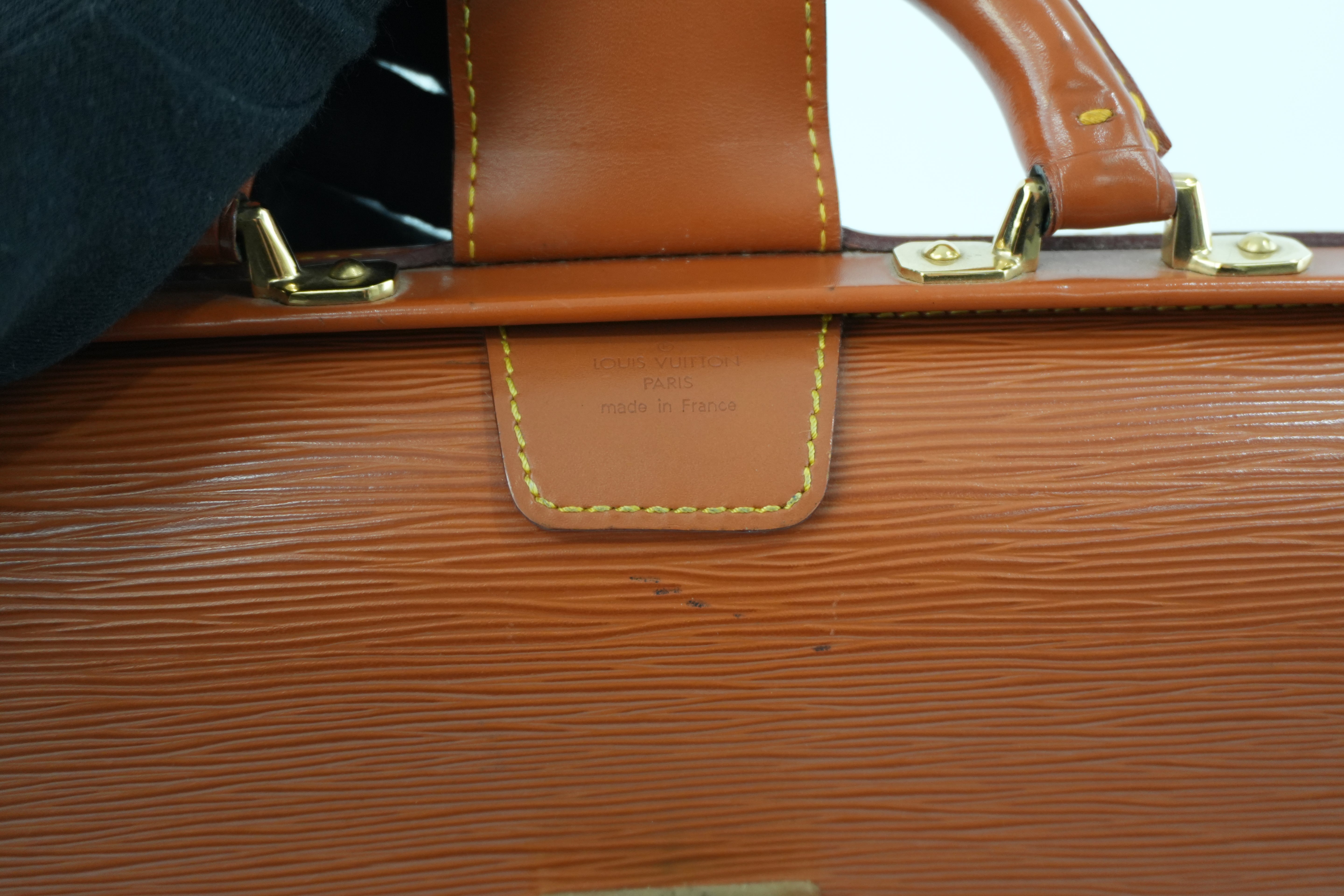 Louis Vuitton Briefcase Epi Kenya Brown Used