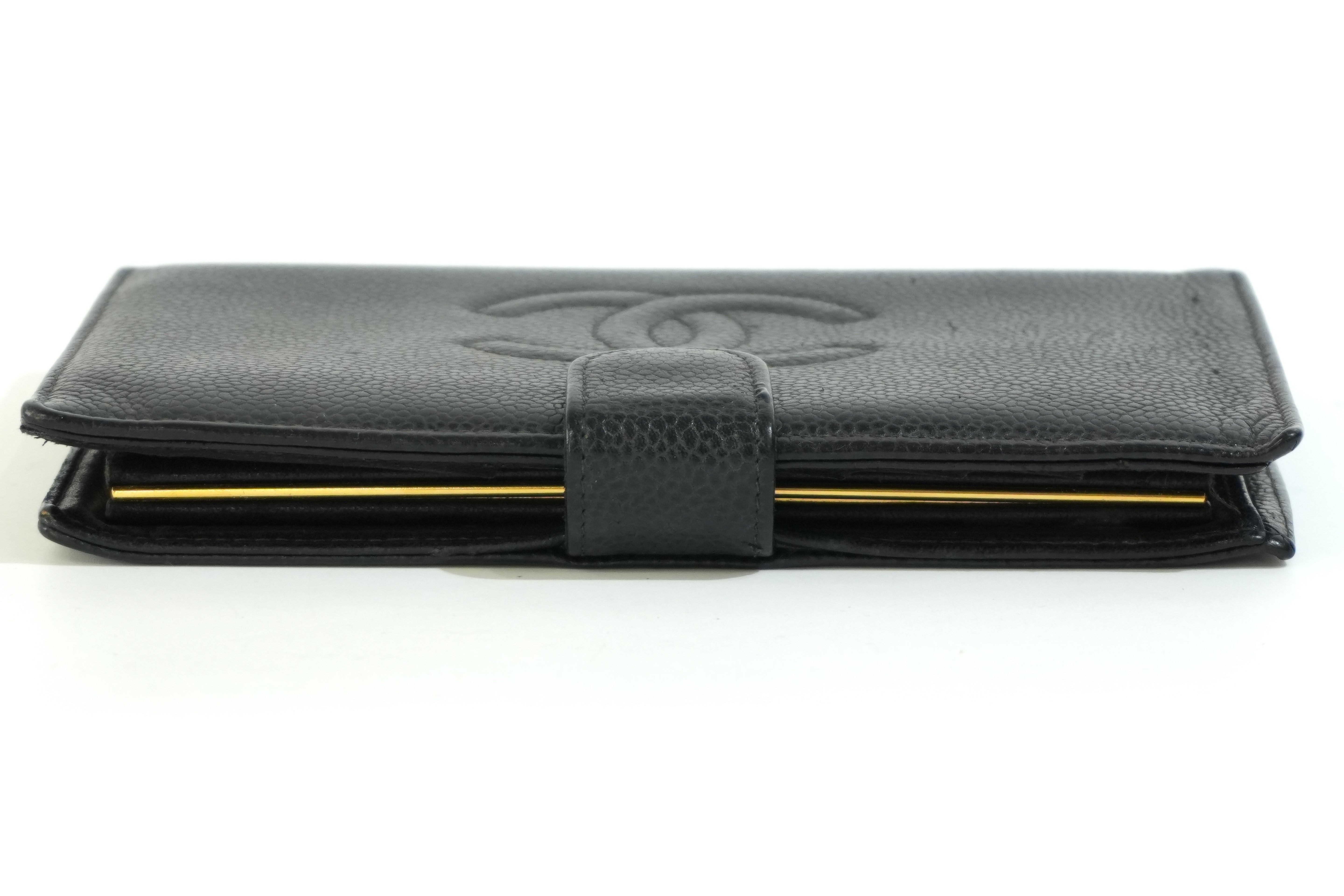 Pre-owned Chanel Long Wallet Black