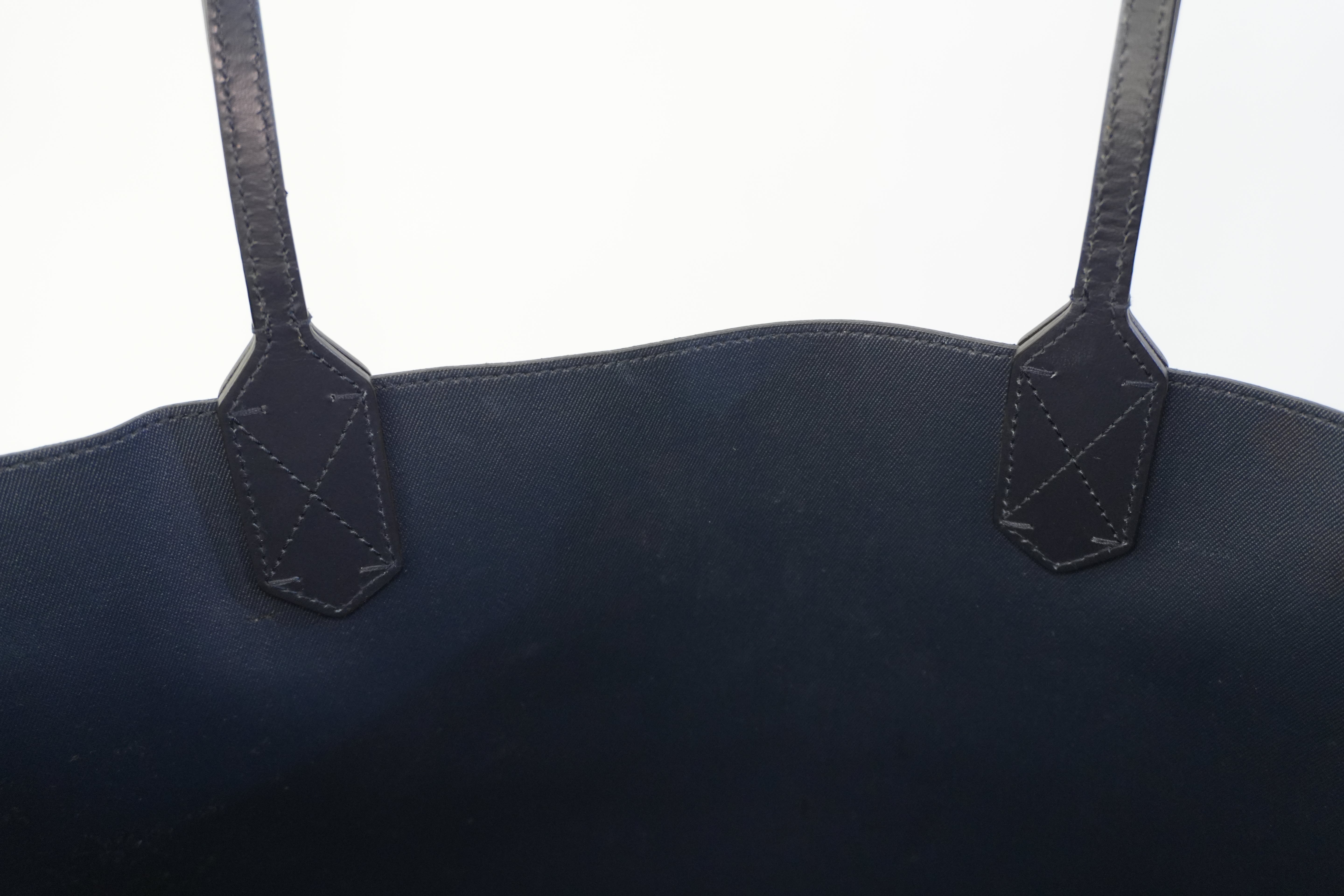 Pre-owned Gucci Canvas Blooms Reversible Tote Bag Blue