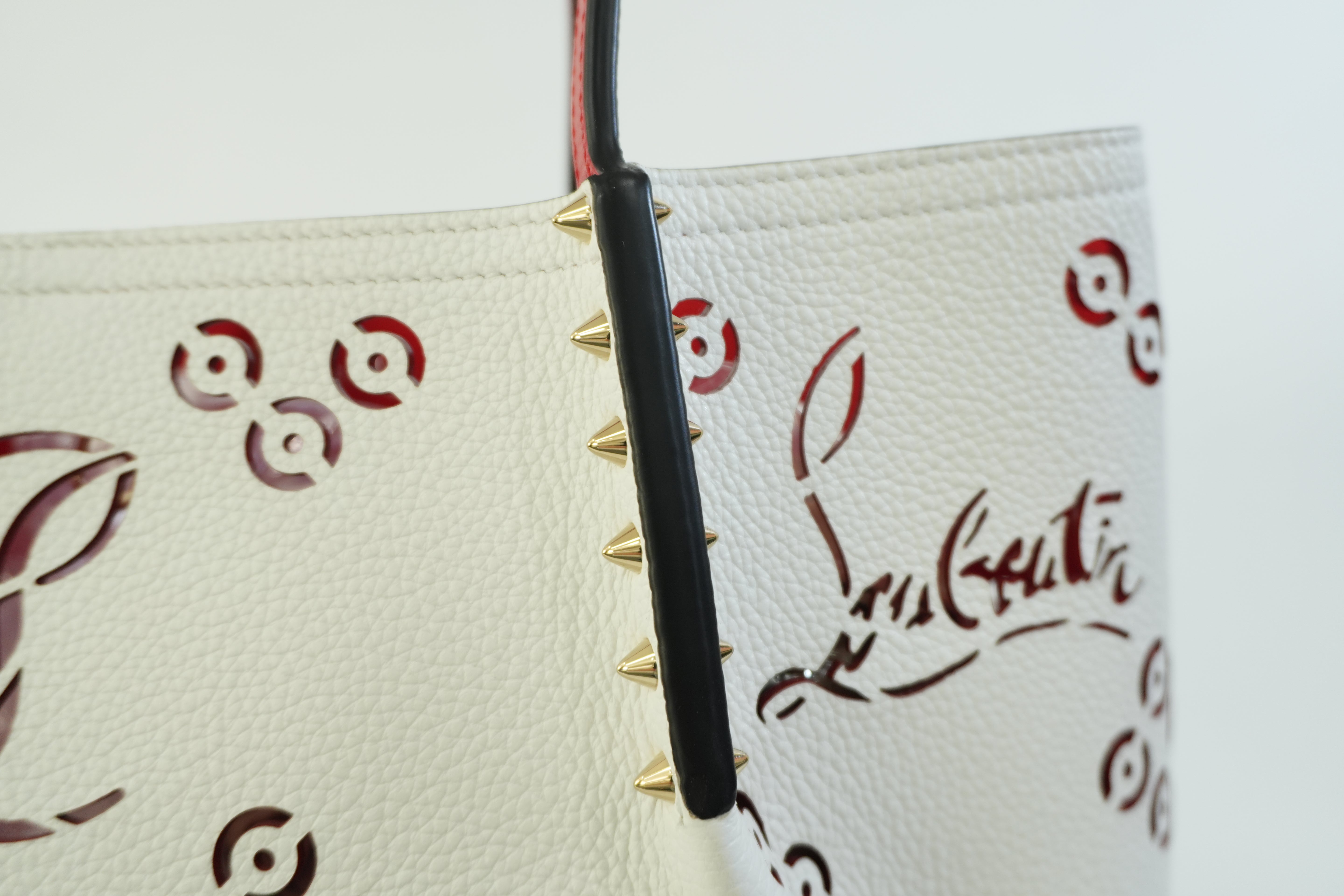 Pre-owned Christian Louboutin Leather Cabarock Perforated Tote Bag White