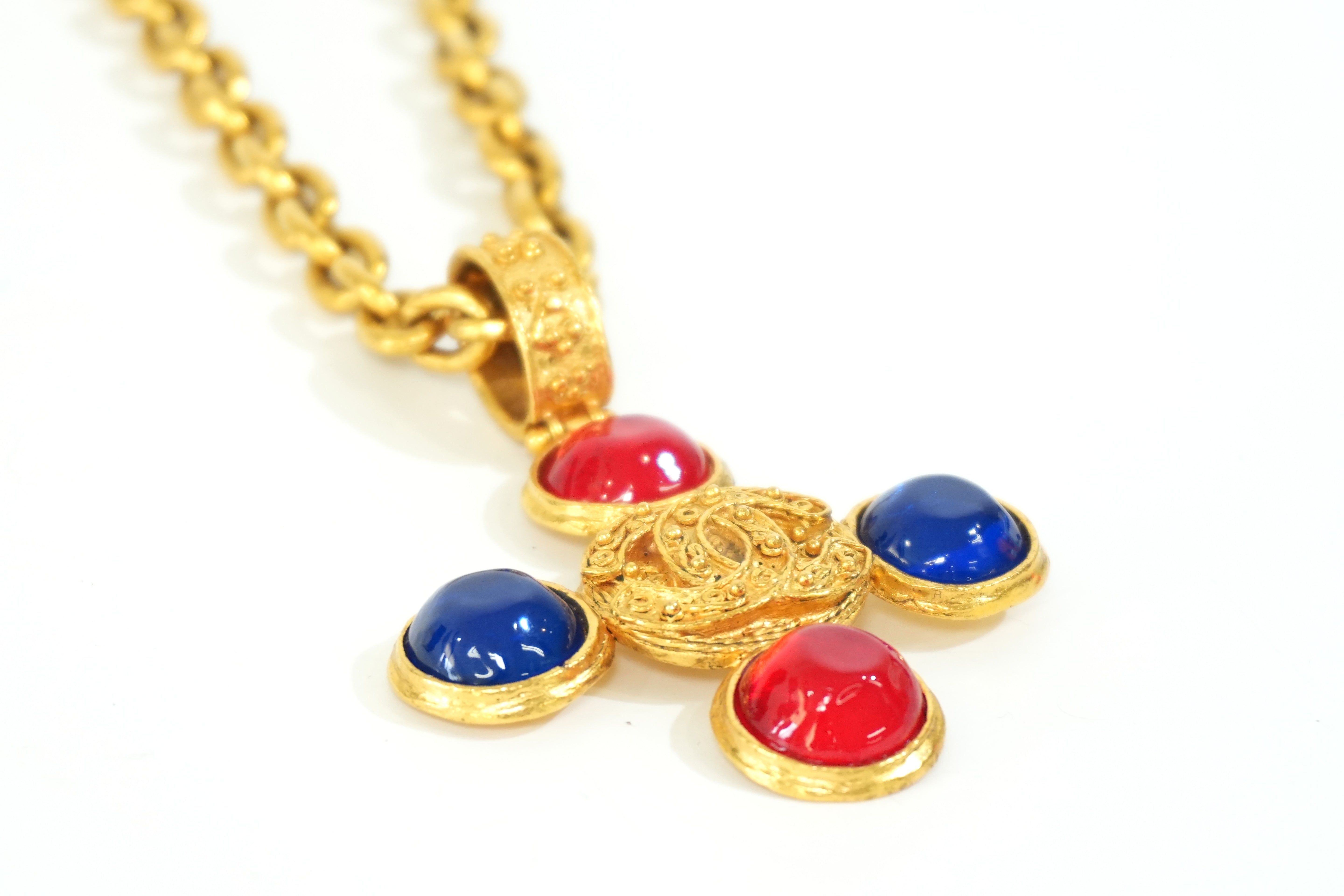 Pre-owned Chanel 24k Gold Plated Vintage Gripoix Cross Necklace 65cm