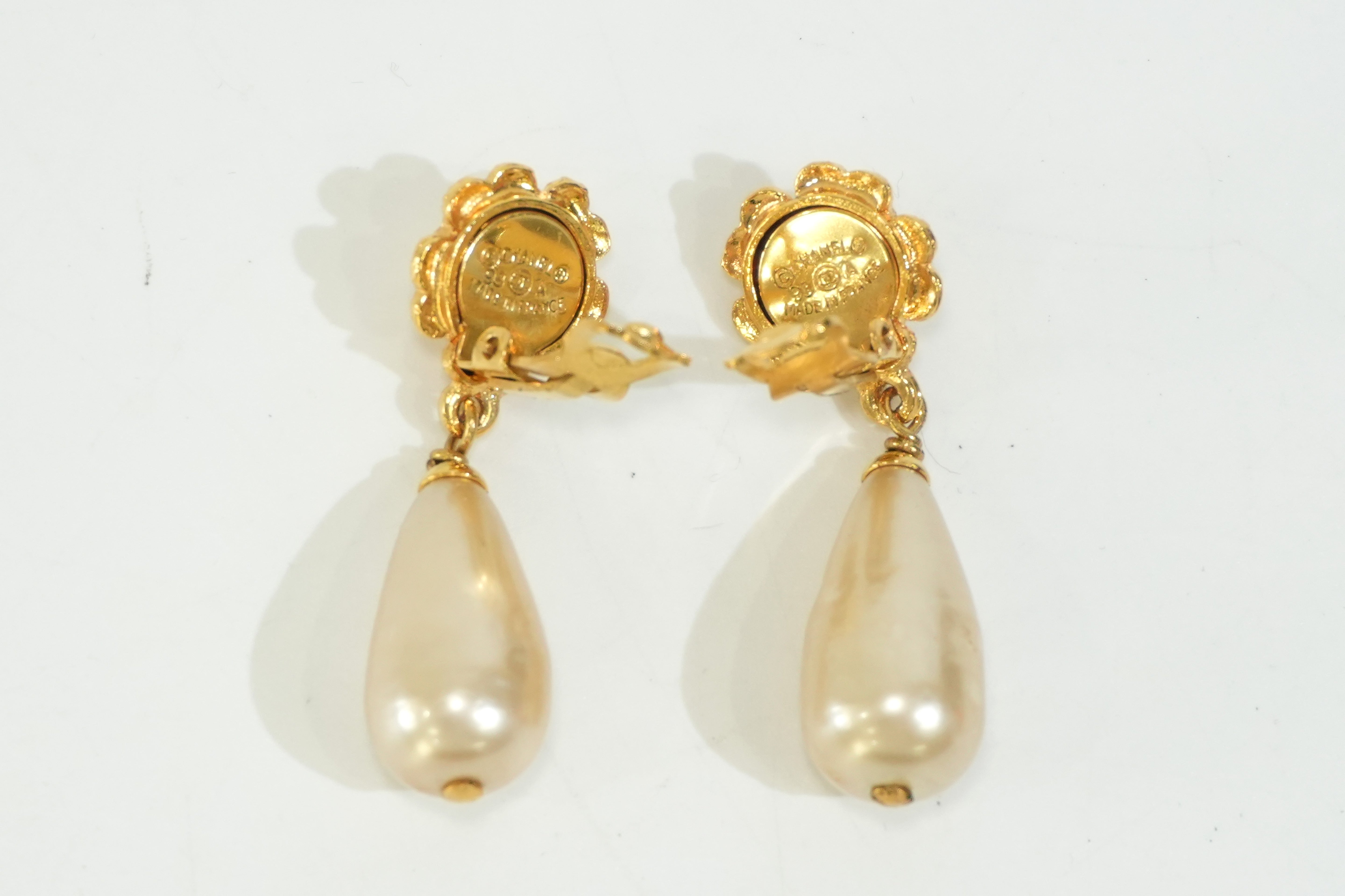 Pre-owned Chanel Fashion Gold Clip on Pearl Earrings