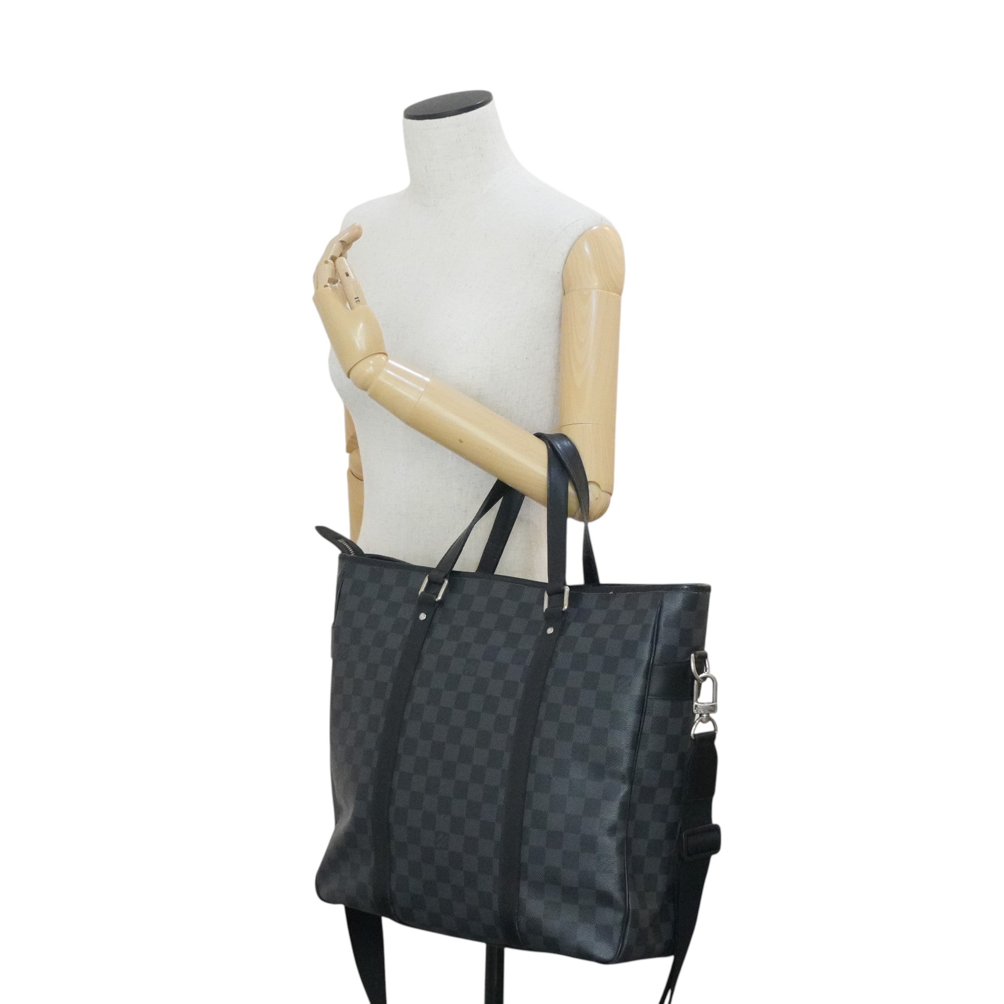 Pre-owned Louis Vuitton Damier Graphite Tadao Shoulder Tote Bag