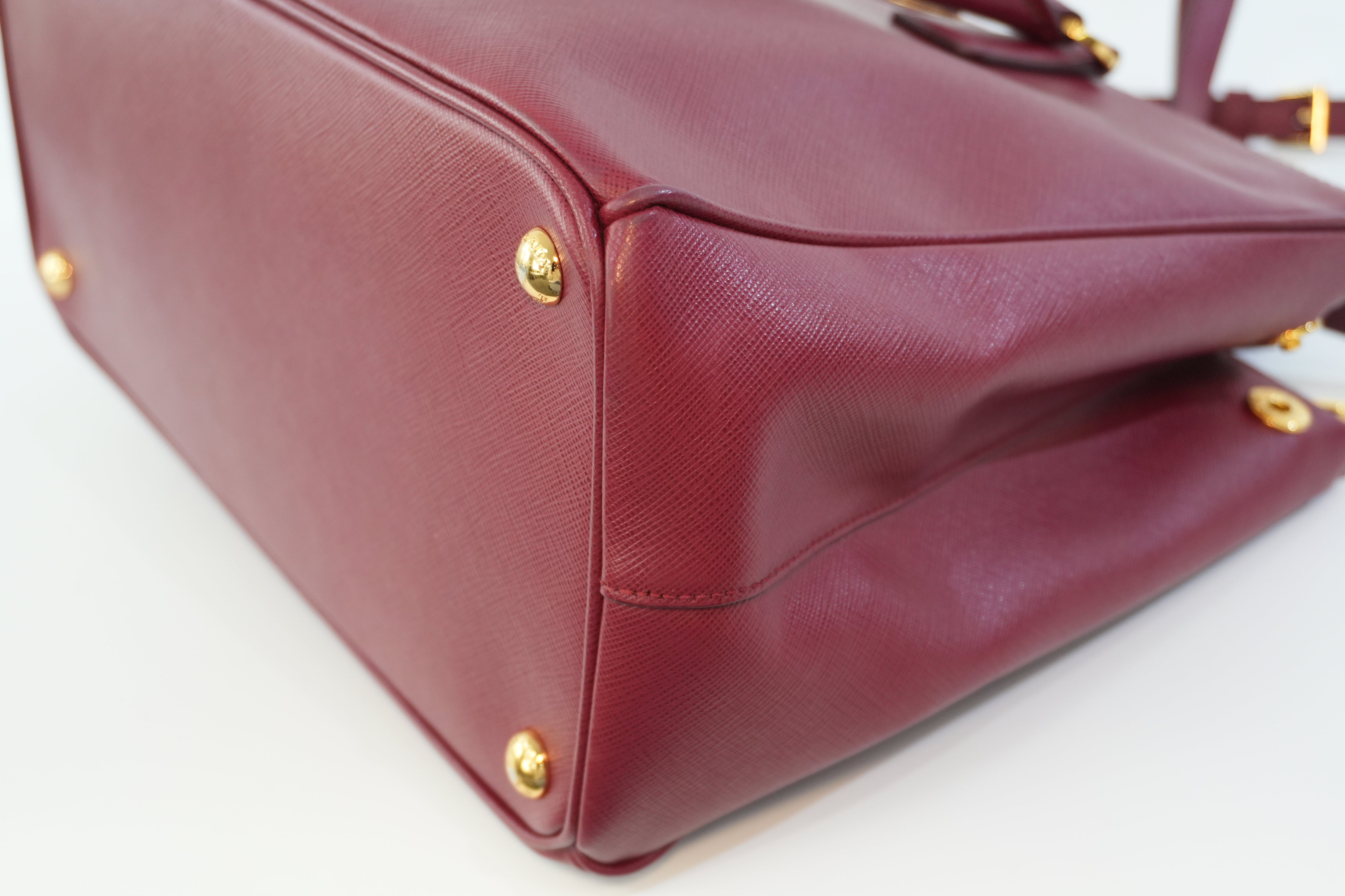 Pre-owned Prada Leather Two Way Shoulder Bag Burgundy