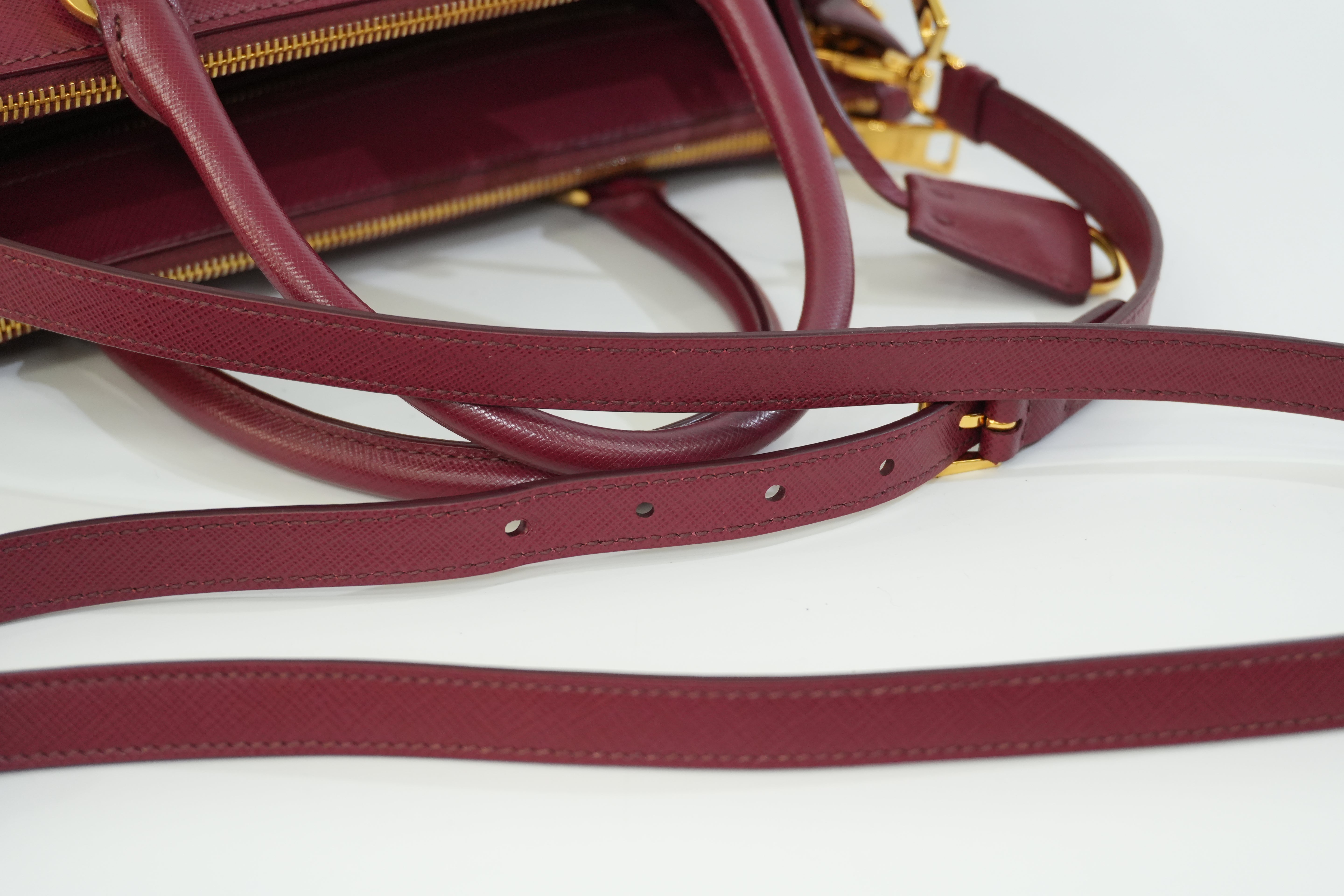 Pre-owned Prada Leather Two Way Shoulder Bag Burgundy