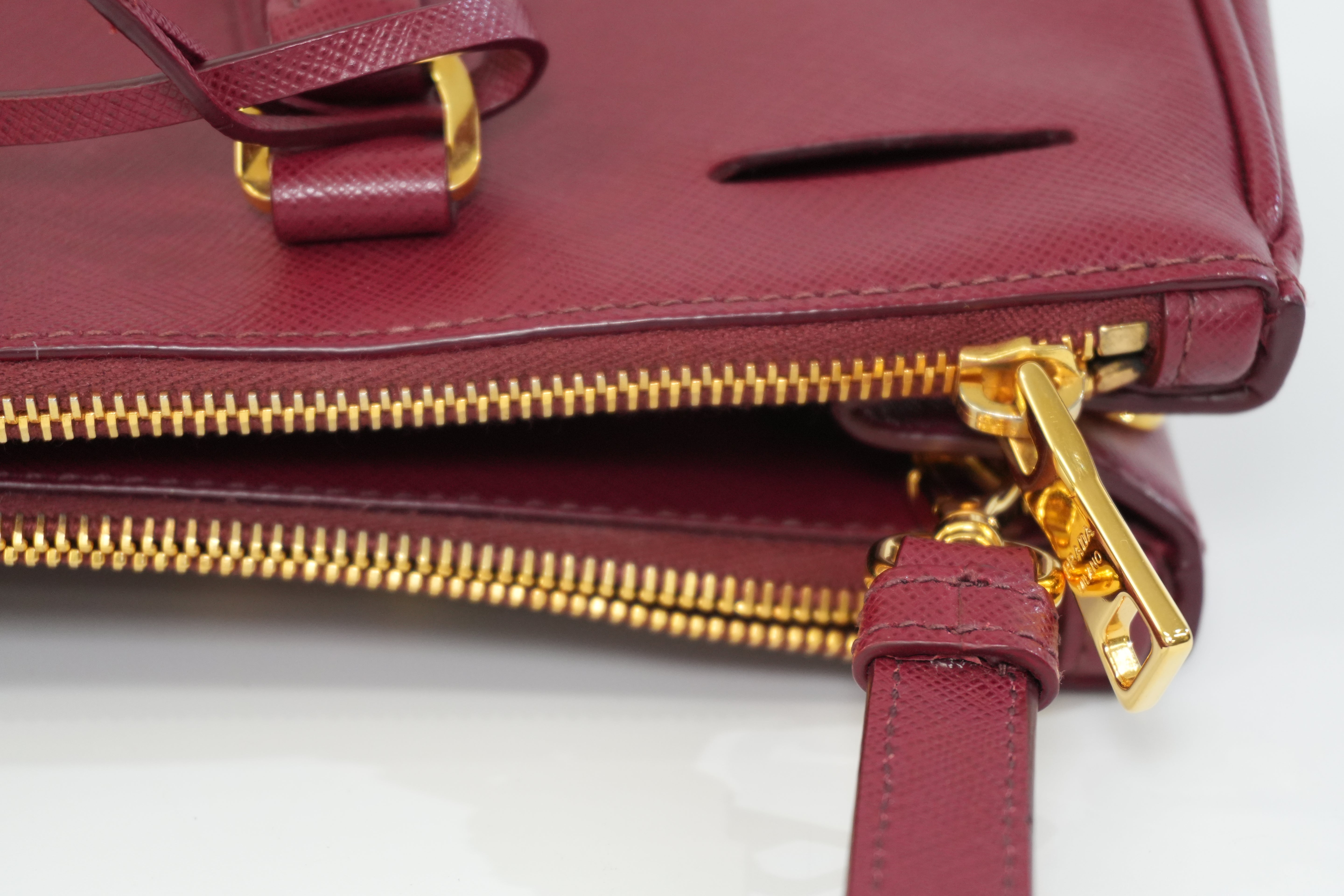 Pre-owned Prada Leather Two Way Shoulder Bag Burgundy