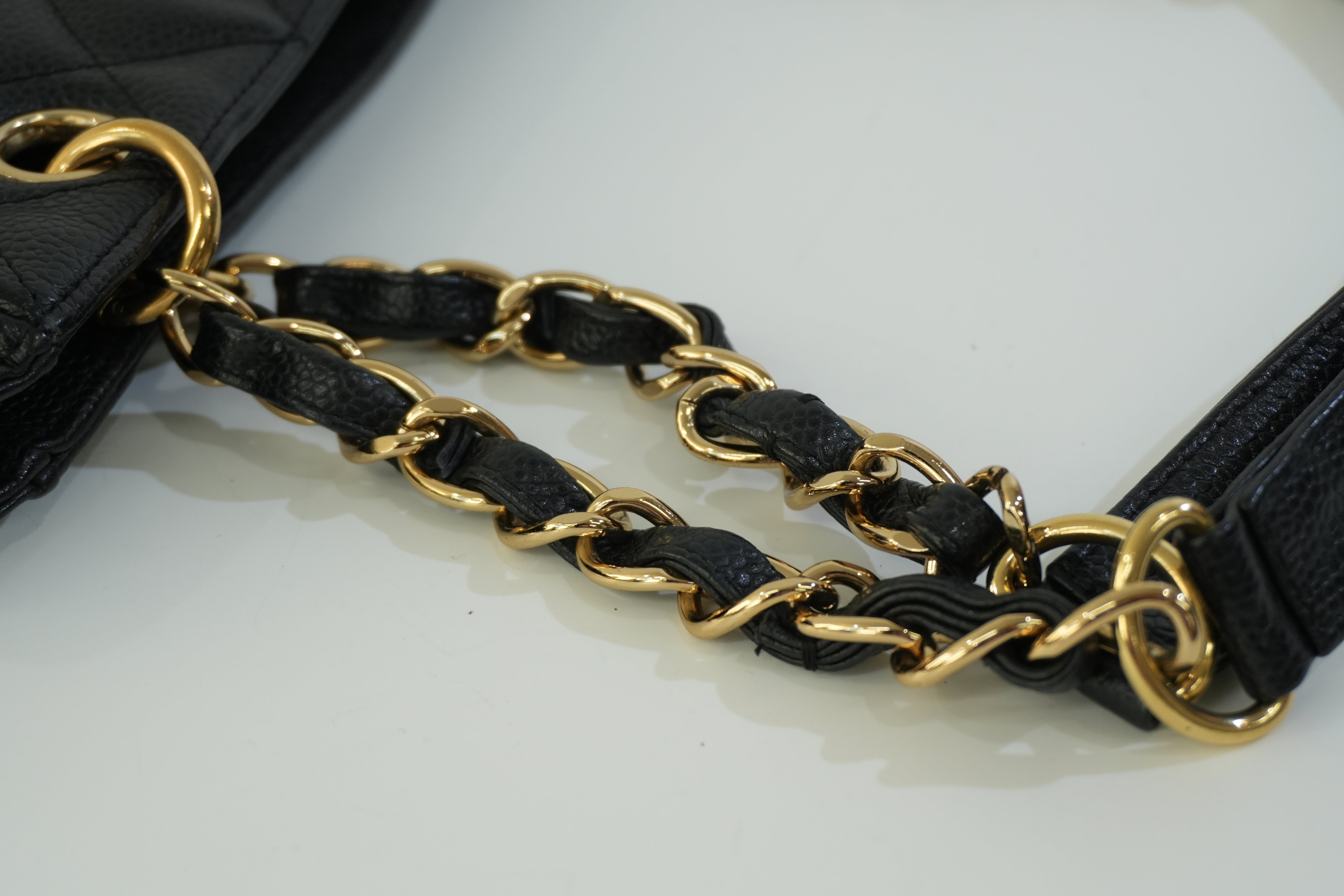 Pre-owned Chanel Caviar Skin Leather PST Chain Shoulder Bag Black