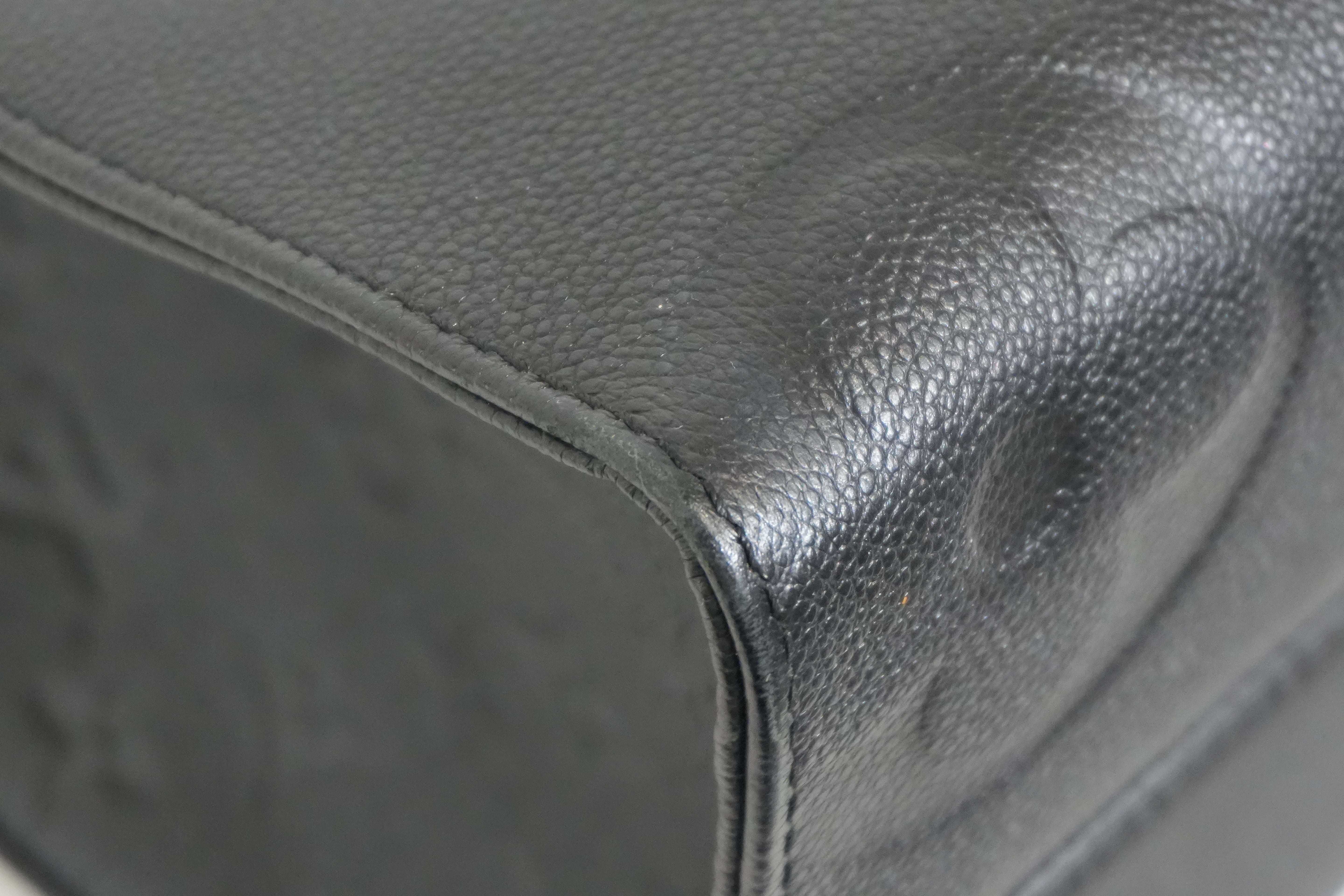 Pre-owned Louis Vuitton Empriente On The Go MM Tote Bag Black