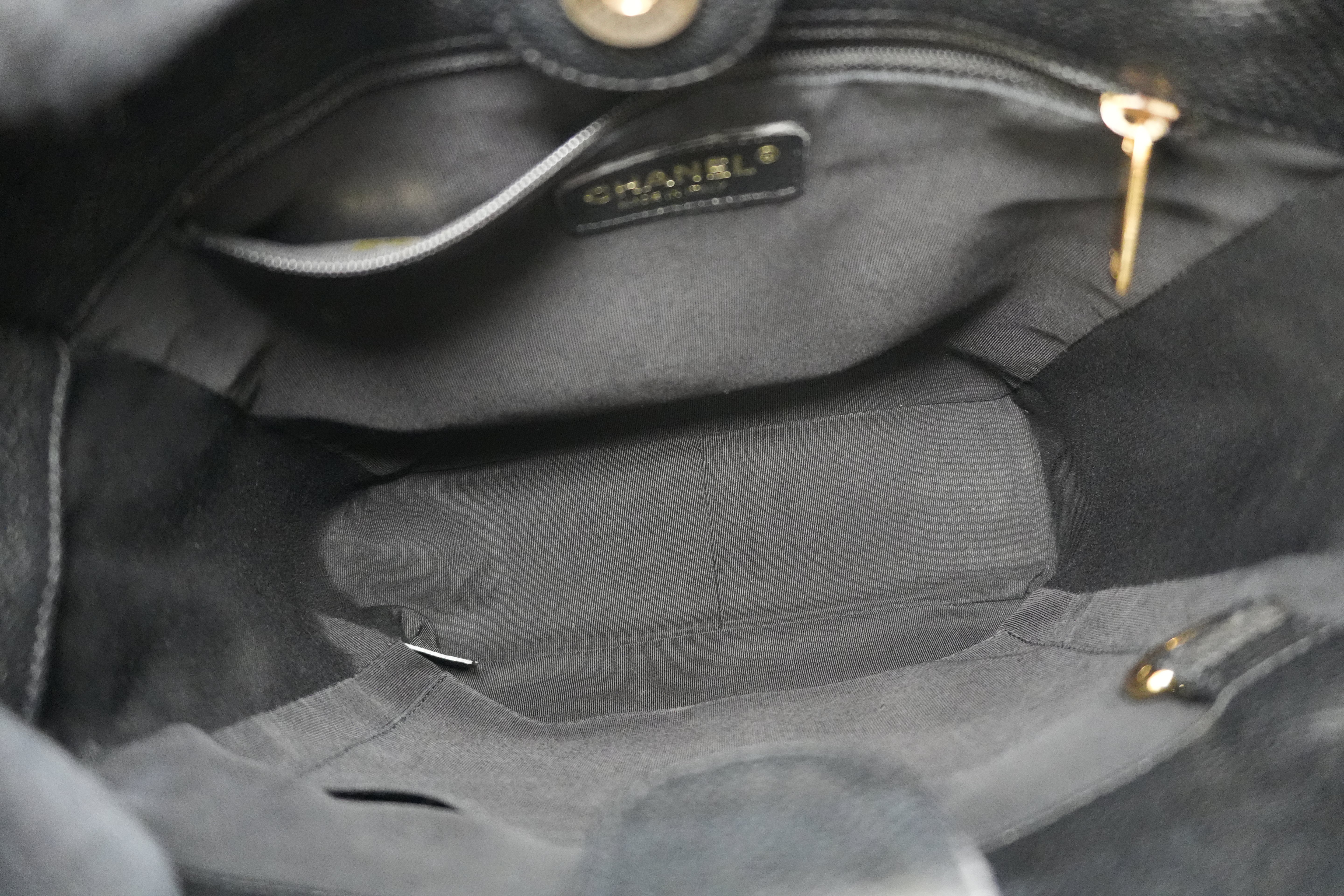 Pre-owned Chanel Caviar Skin Leather PST Chain Shoulder Bag Black