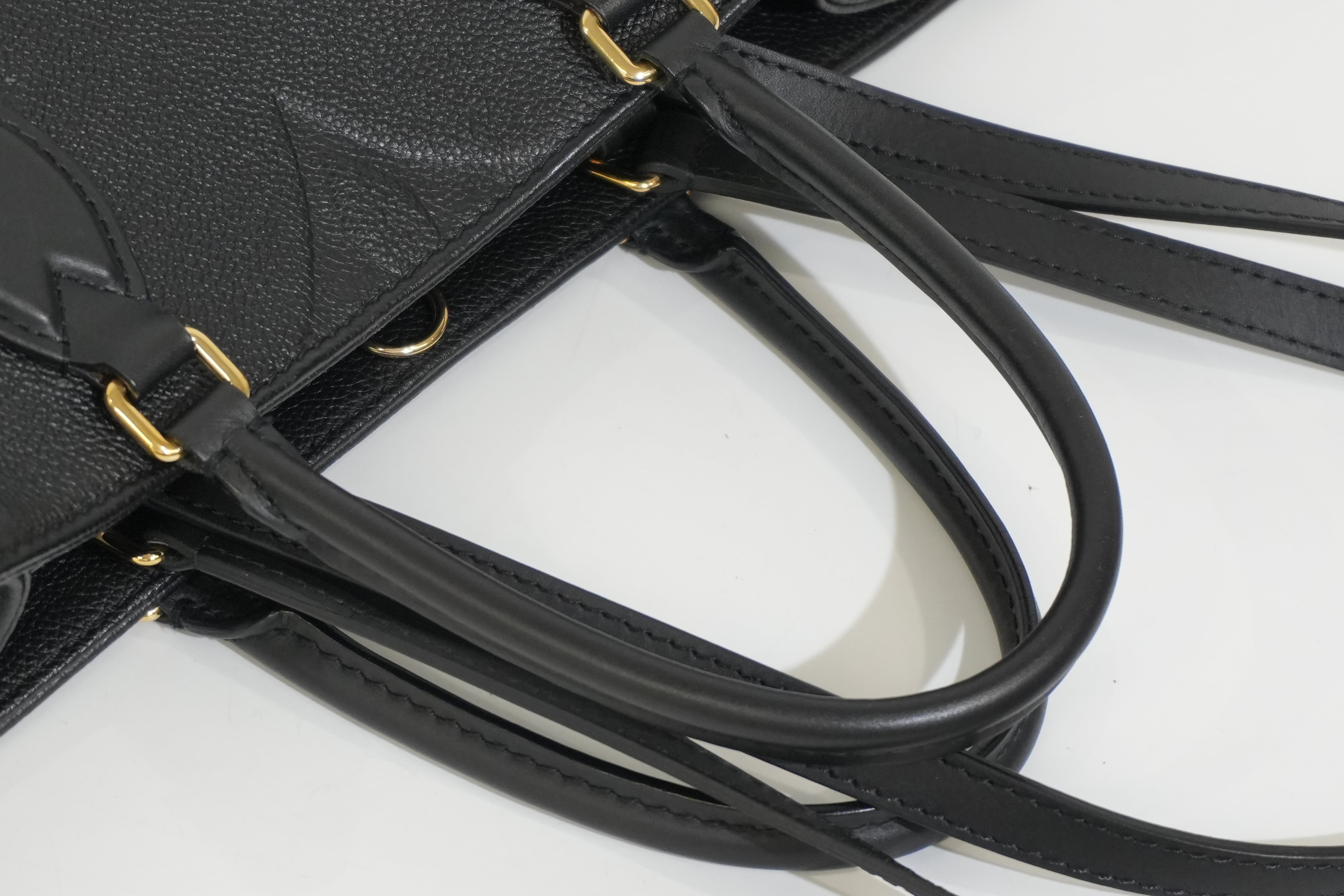 Pre-owned Louis Vuitton Empriente On The Go MM Tote Bag Black