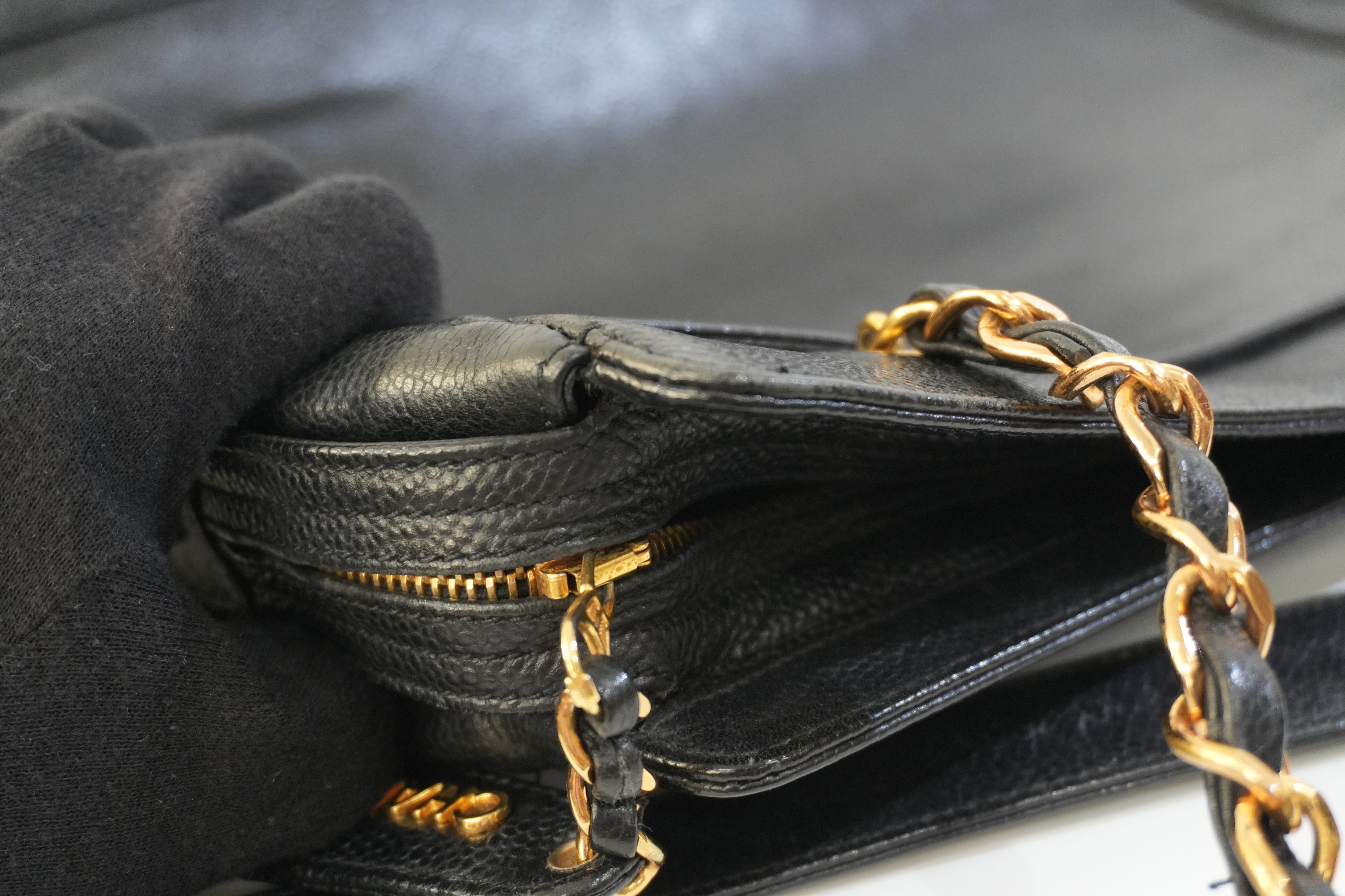 Pre-owned Chanel Caviar Skin Leather Tote Bag Black