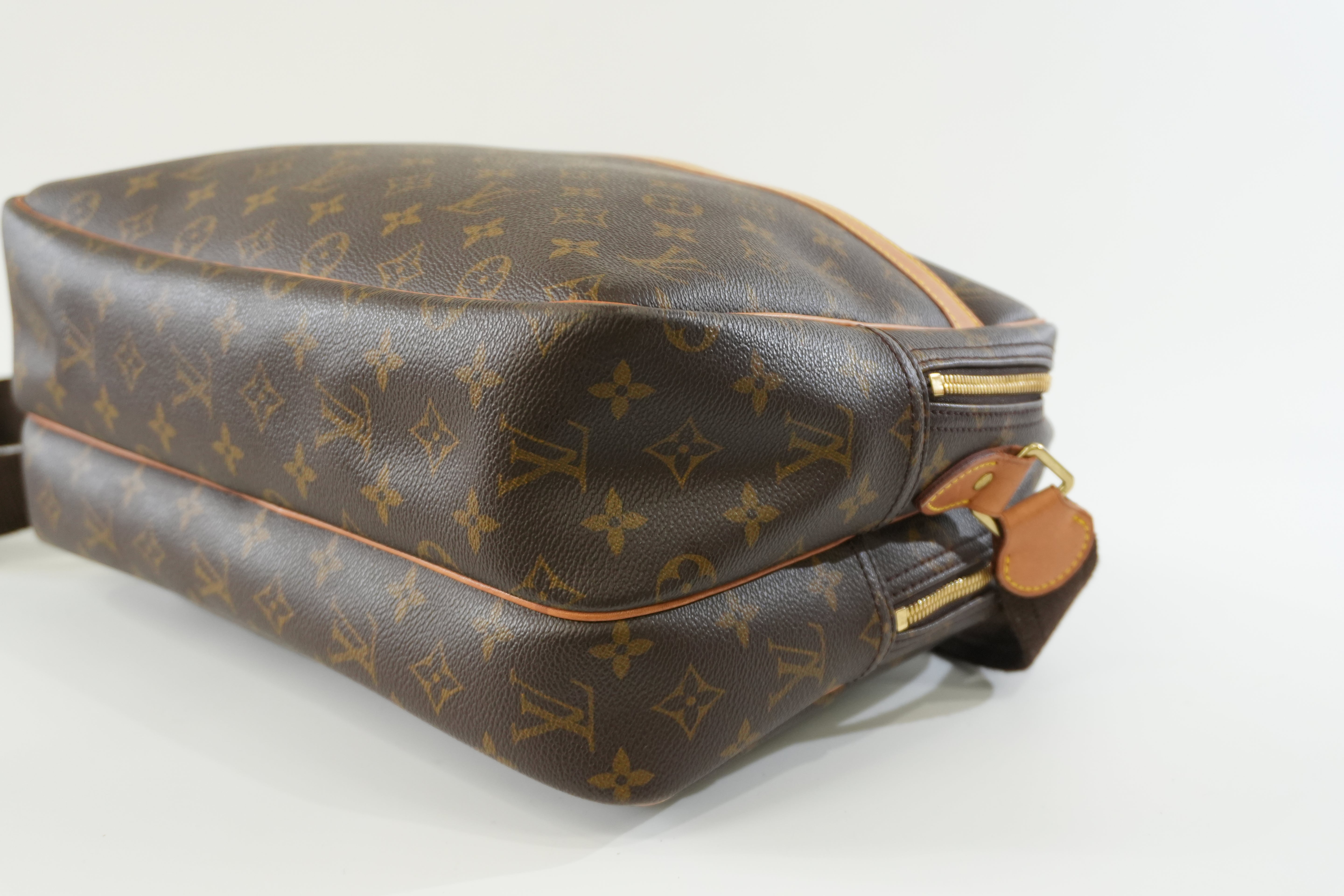 Louis Vuitton Monogram Reporter GM Shoulder Bag Used