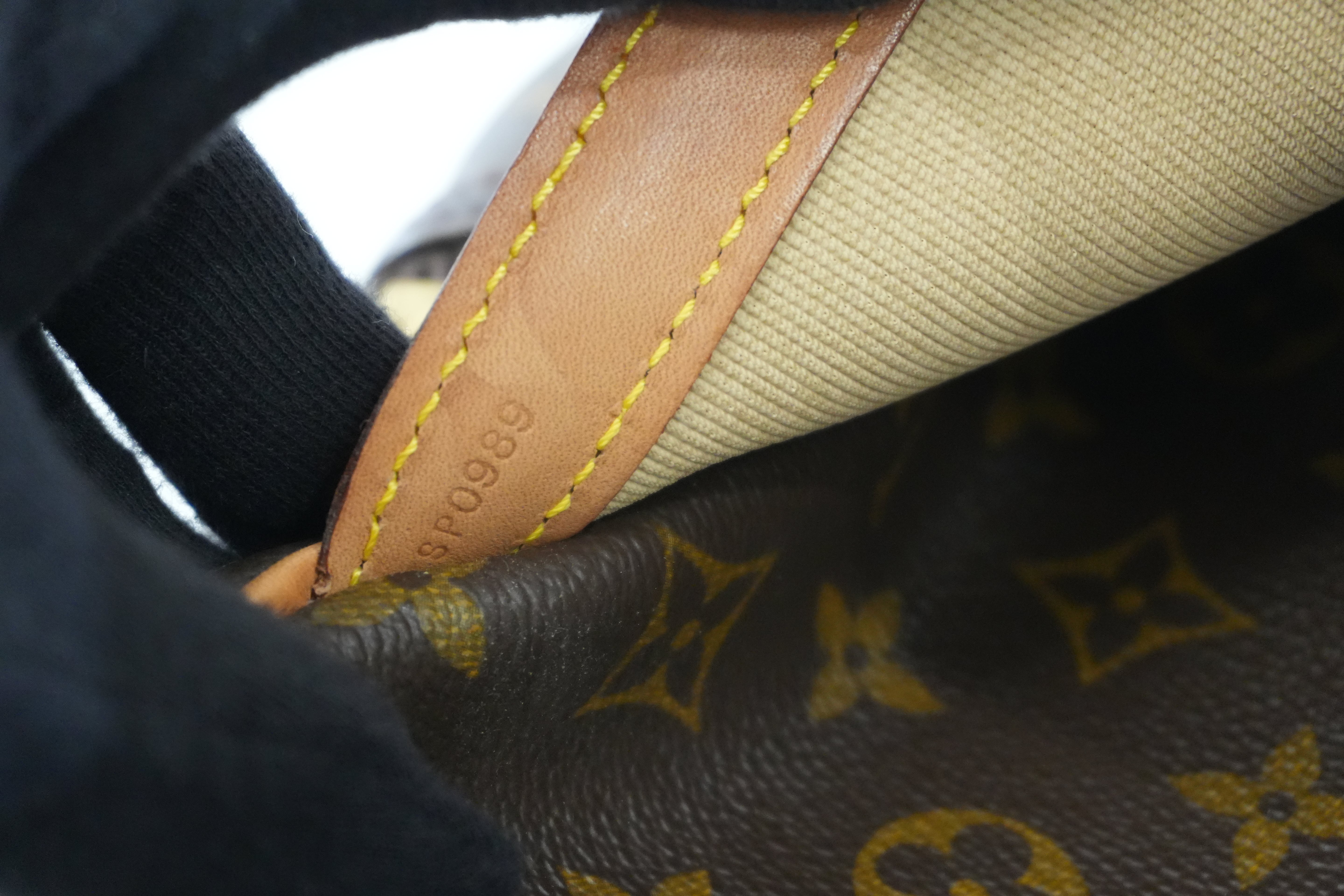 Louis Vuitton Monogram Reporter GM Shoulder Bag Used