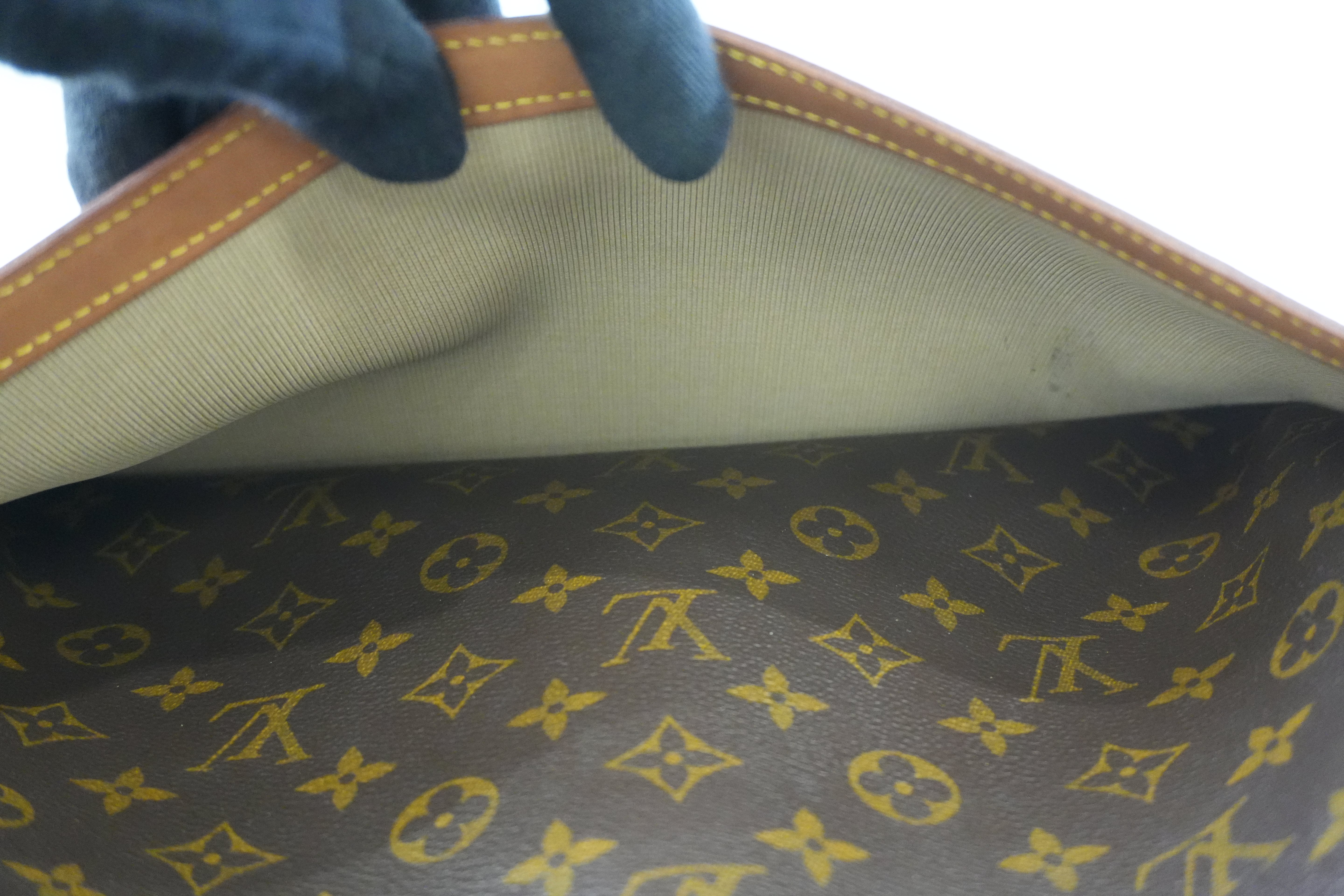 Louis Vuitton Monogram Reporter GM Shoulder Bag Used