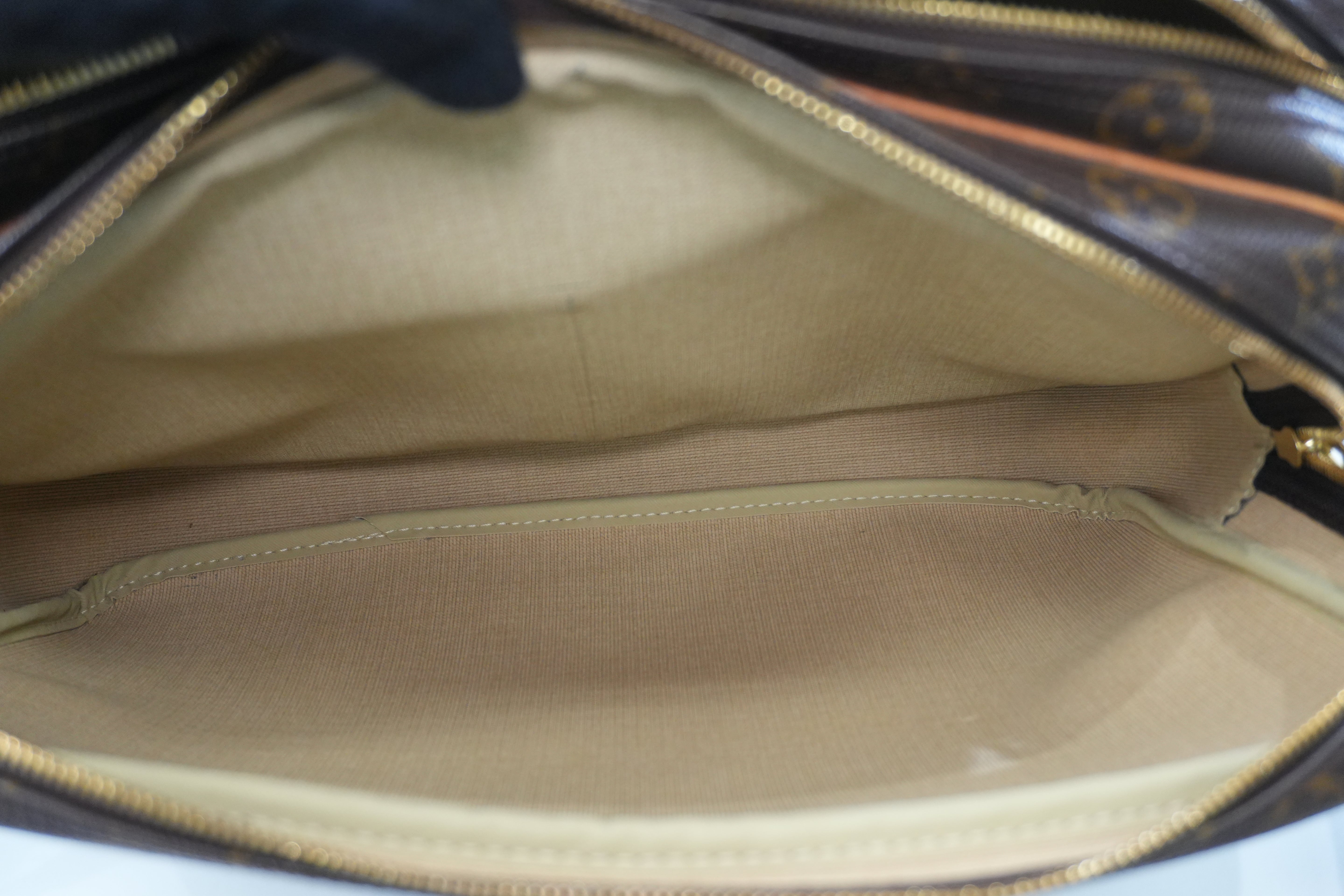 Louis Vuitton Monogram Reporter GM Shoulder Bag Used