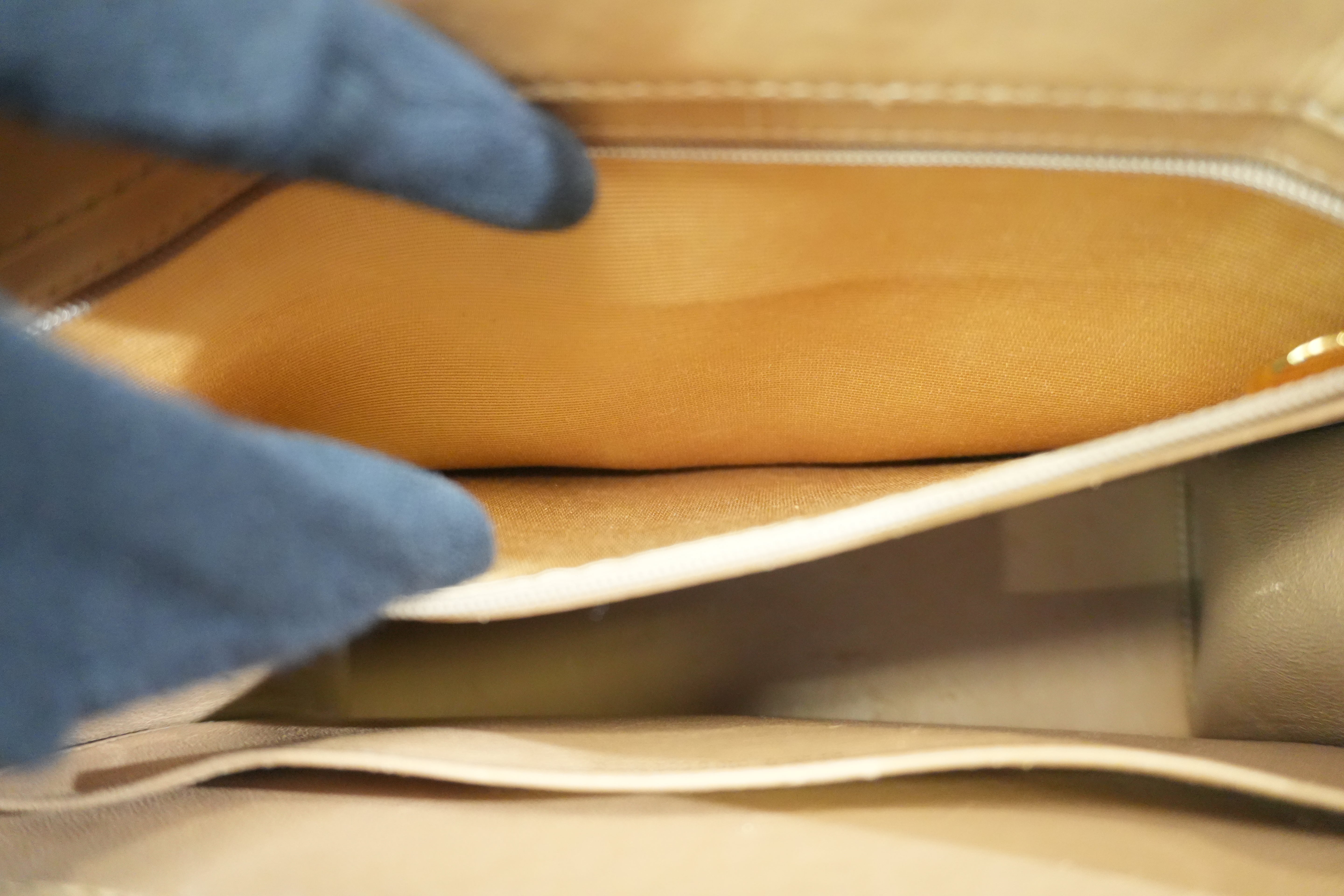 Pre-owned Chanel Lambskin Leather Tote Bag Beige