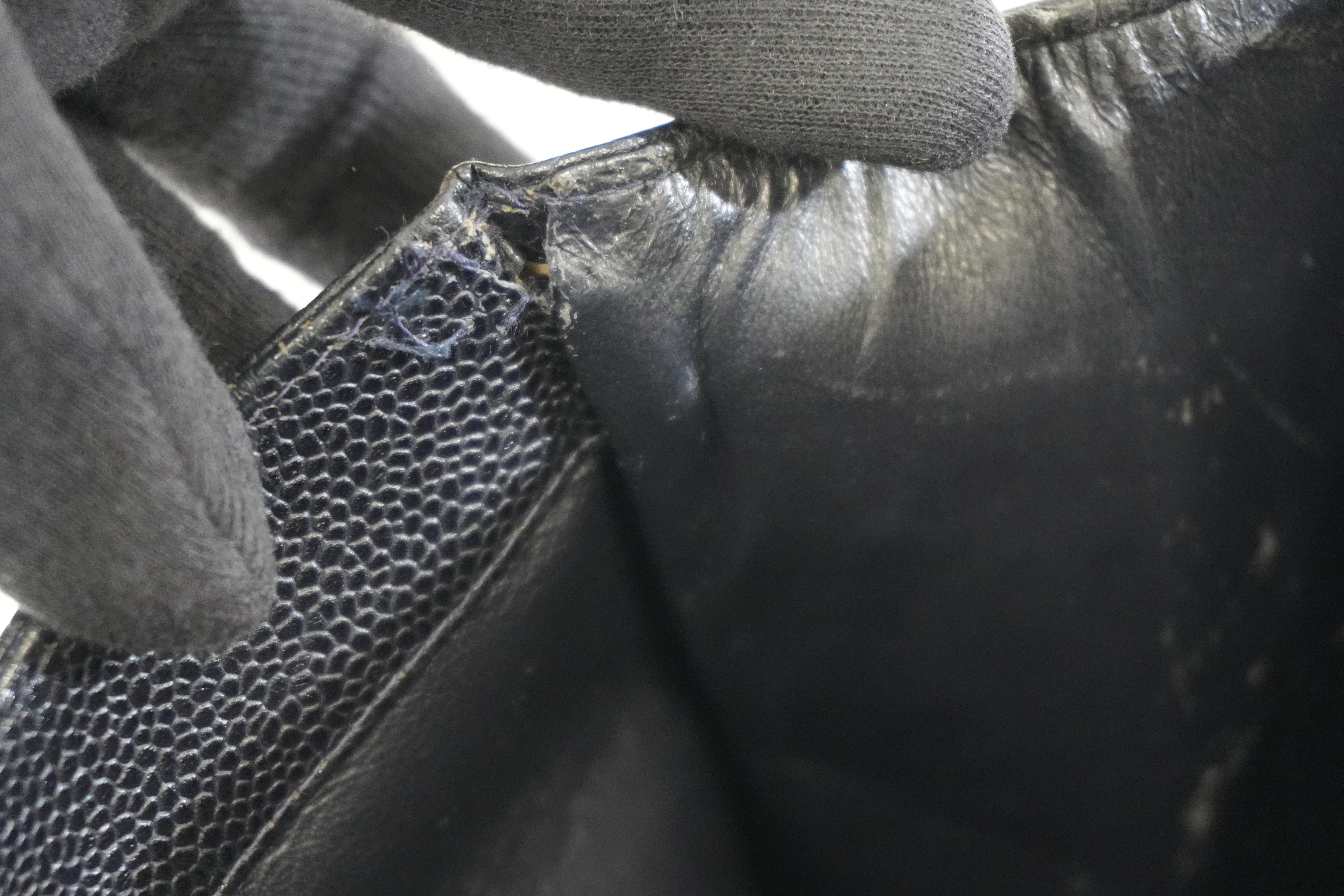 Pre-owned Chanel Caviar Skin Leather Tote Bag Black