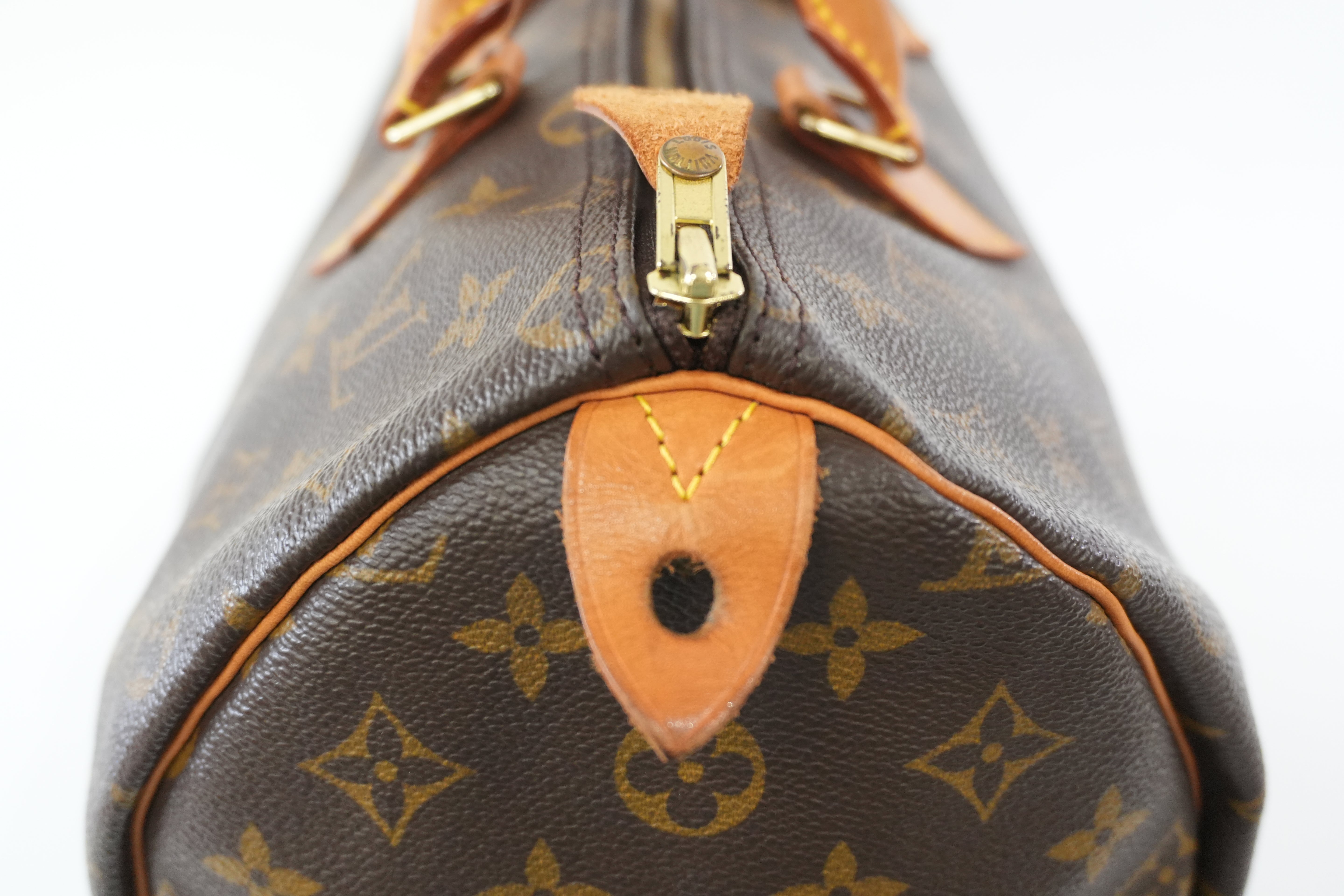 Pre-owned Louis Vuitton Monogram Speedy 35 Handbag