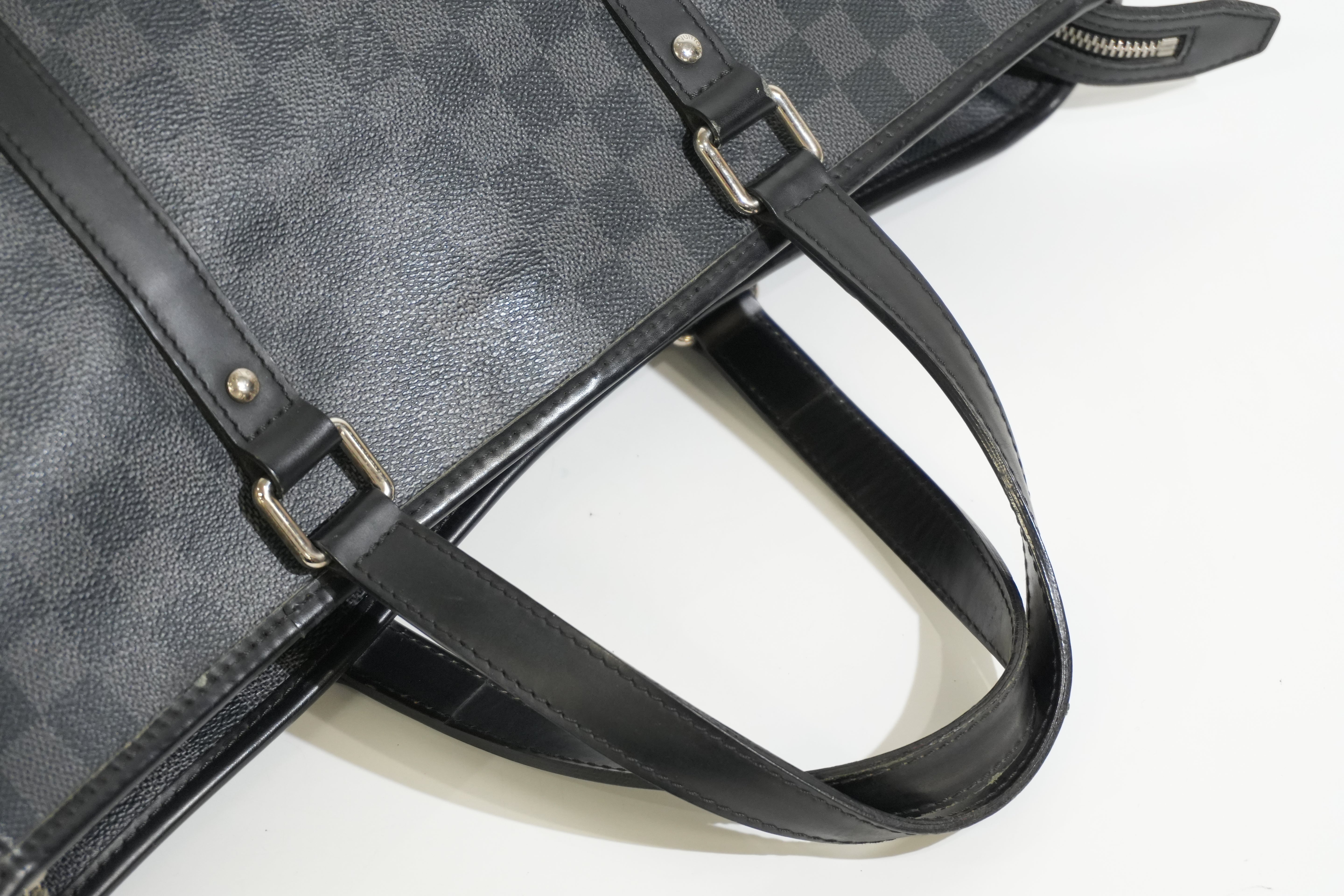 Pre-owned Louis Vuitton Damier Graphite Tadao Shoulder Tote Bag