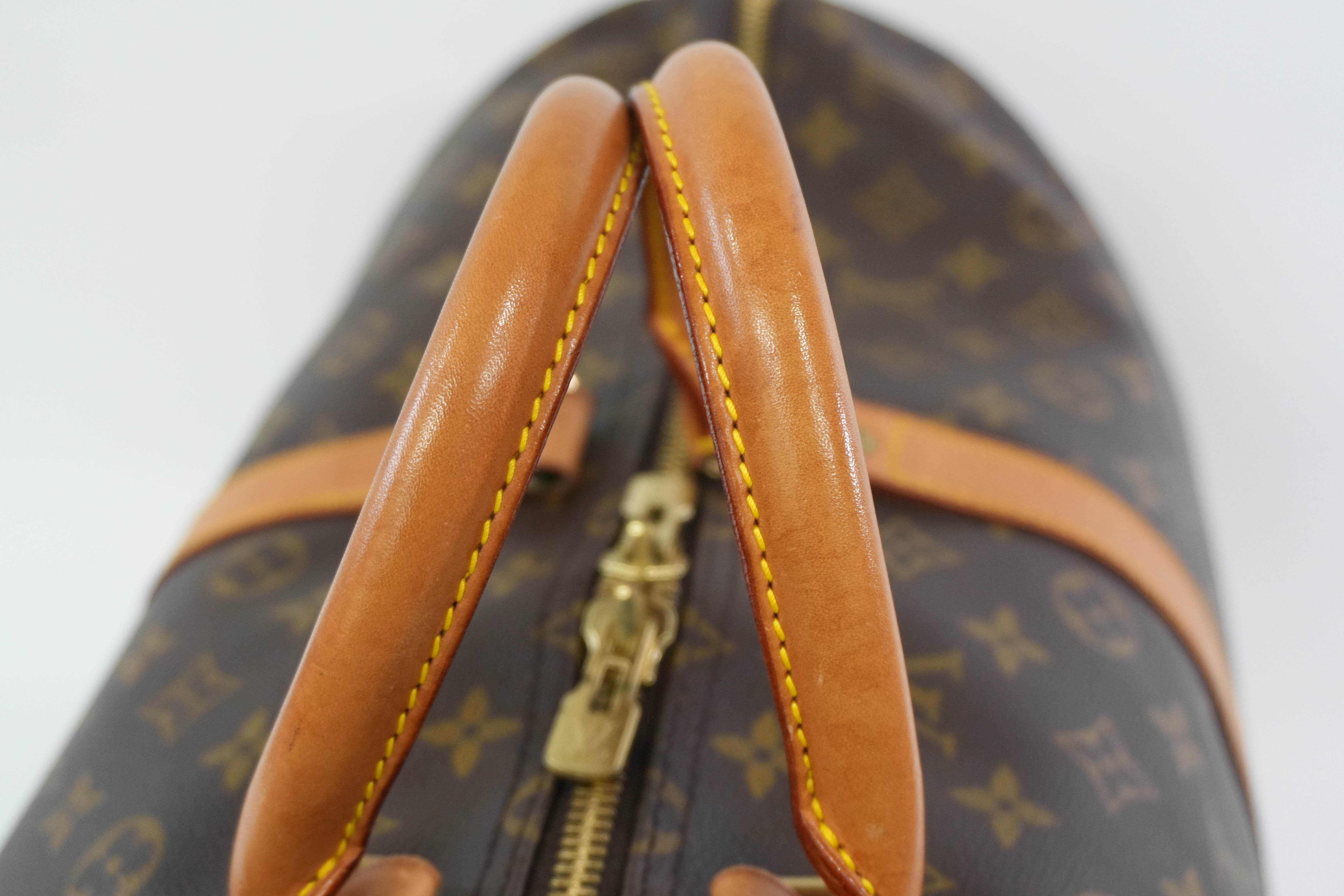 Pre-owned Louis Vuitton Monogram Keepall 55 Bandouliere