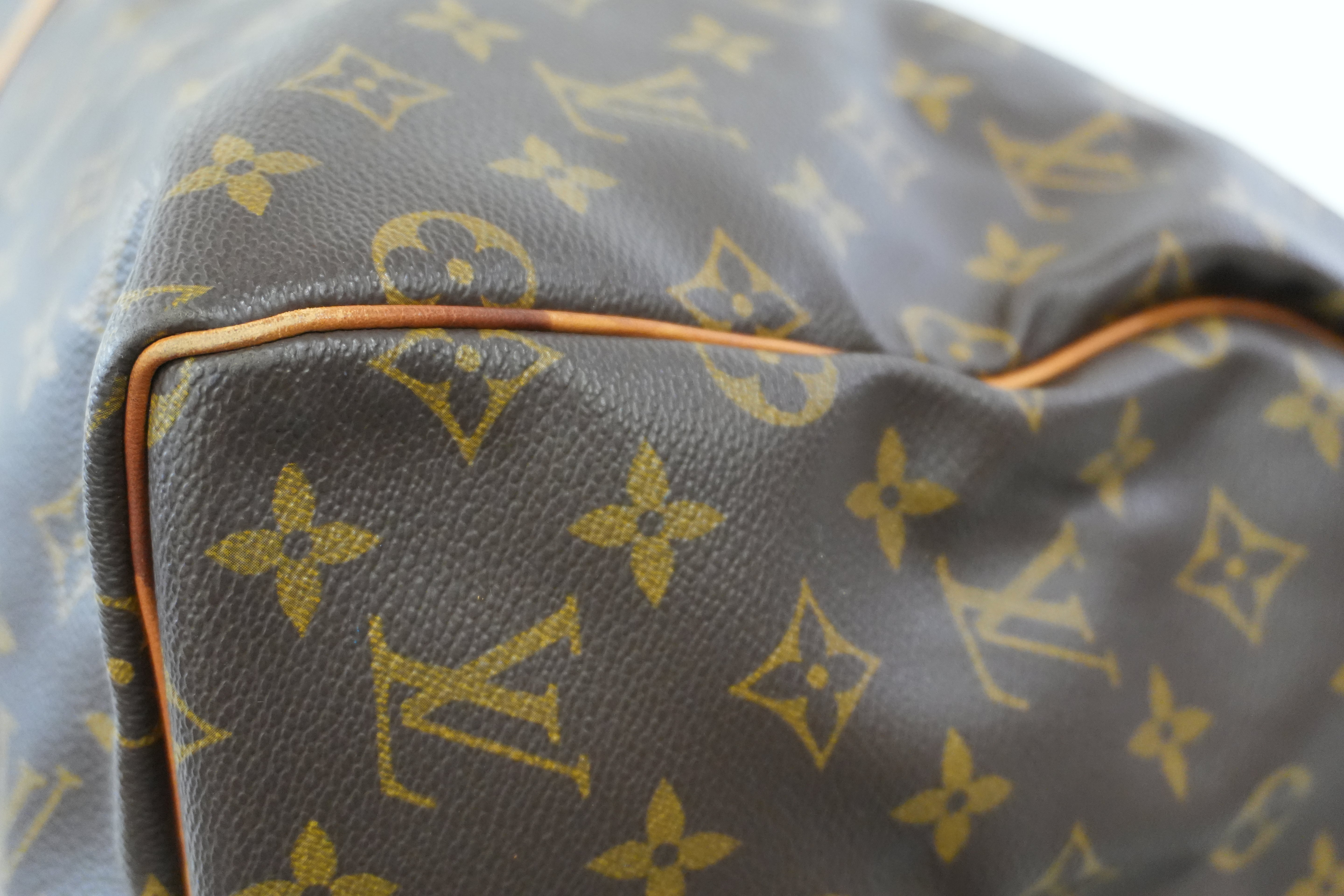 Pre-owned Louis Vuitton Monogram Keepall 55 Bandouliere