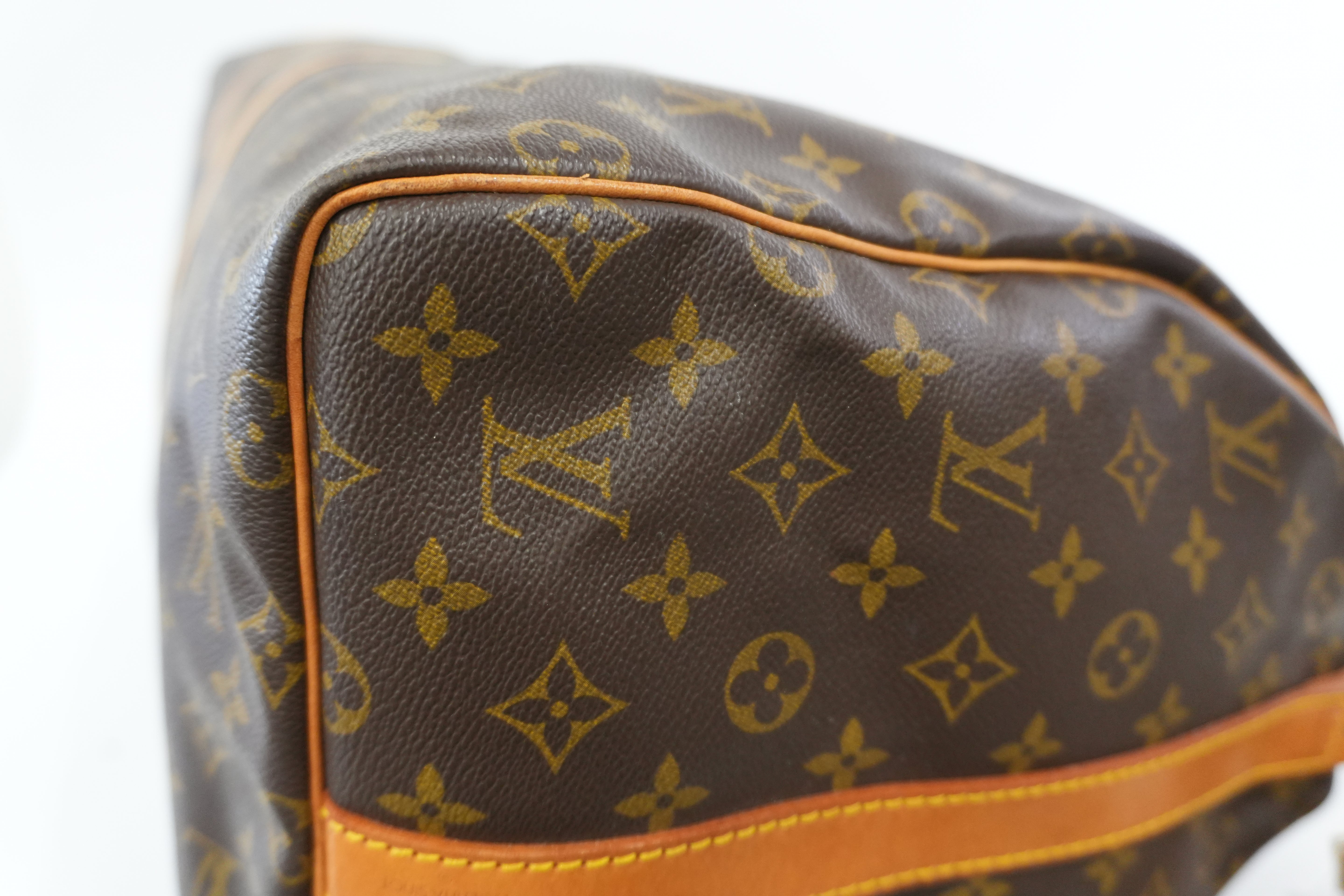 Pre-owned Louis Vuitton Monogram Keepall 55 Bandouliere