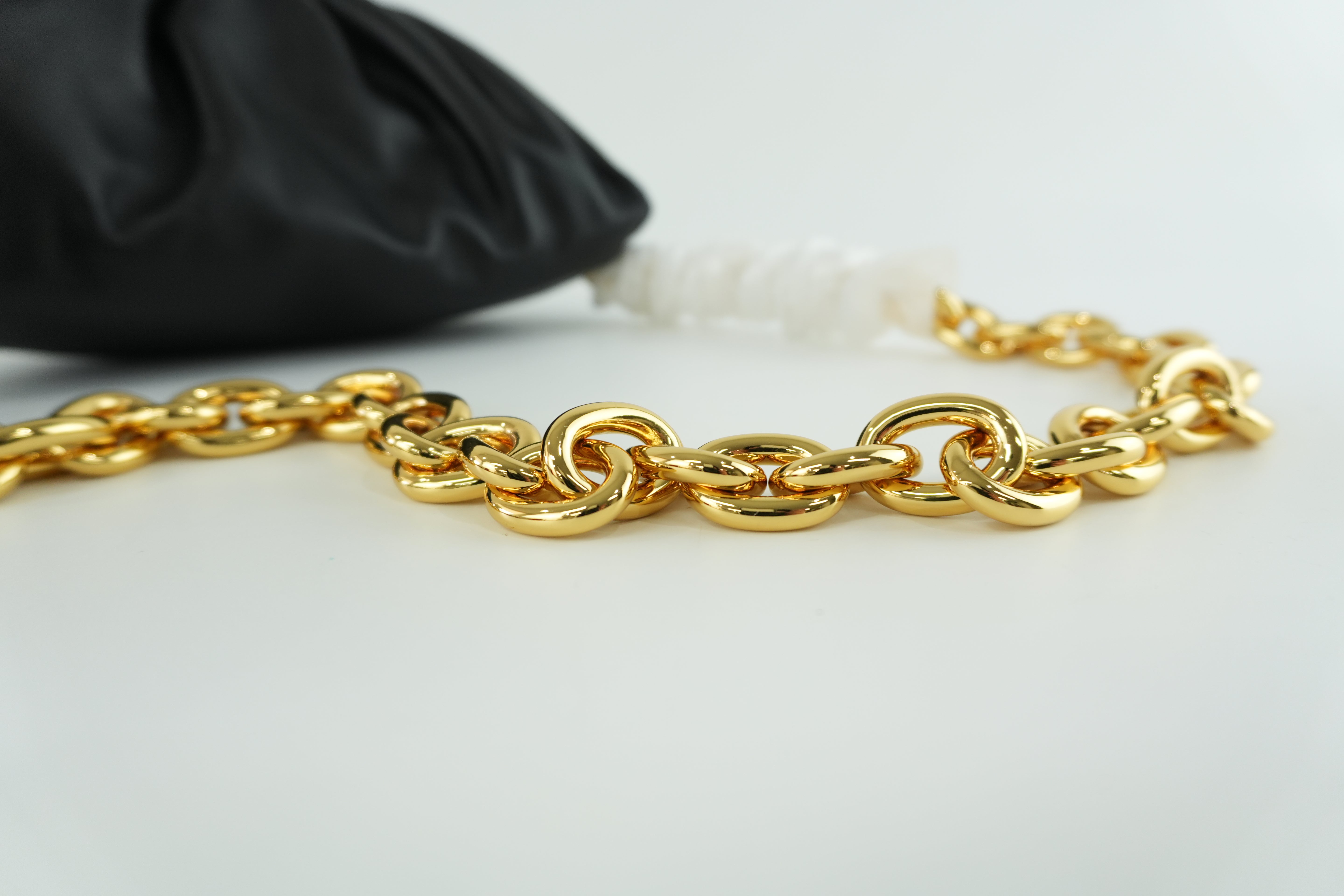 Bottega Veneta Chain Pouch Black Leather Used