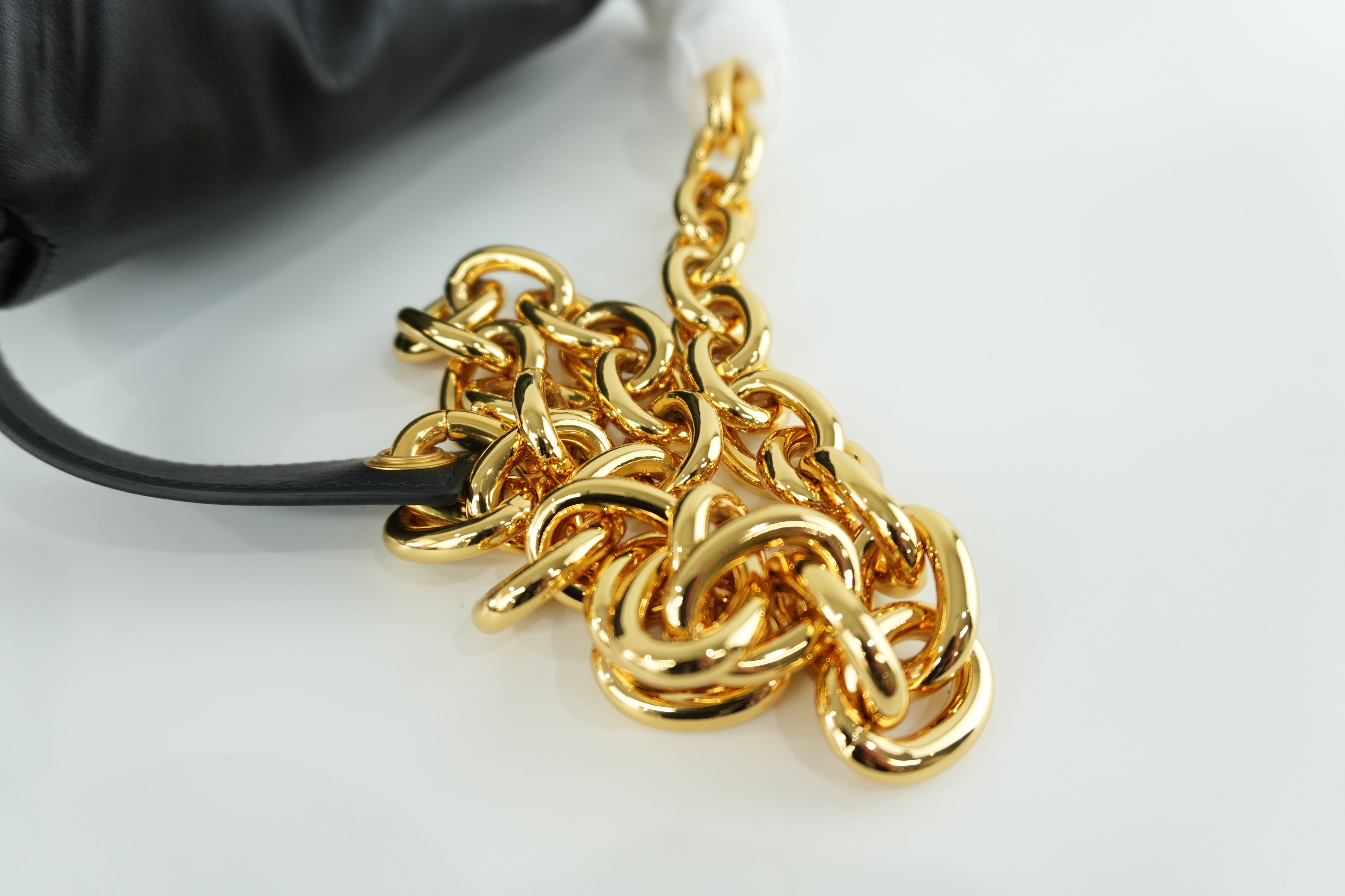 Bottega Veneta Chain Pouch Black Leather Used