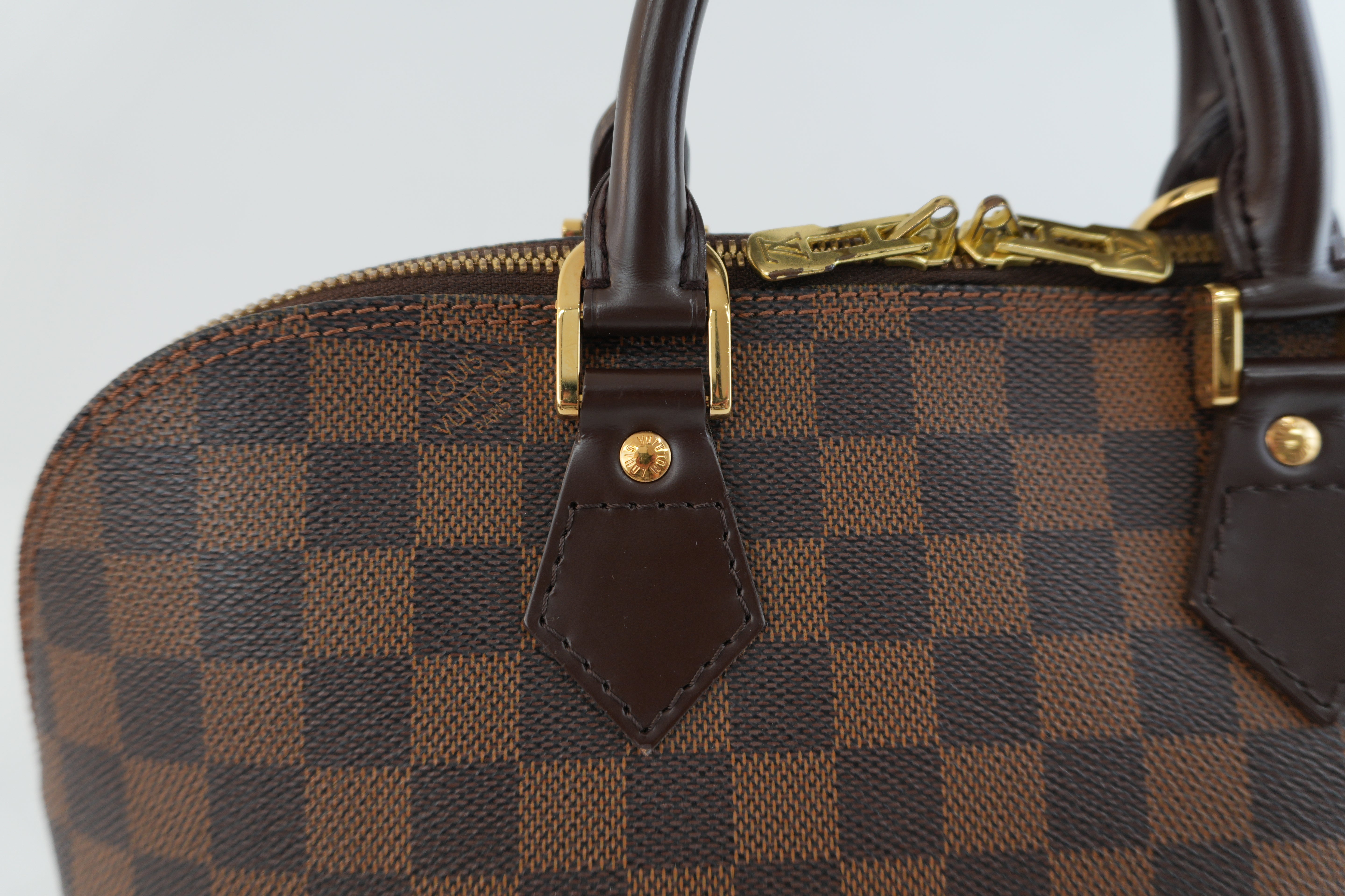 Louis Vuitton Damier Ebene Alma Handbag Used