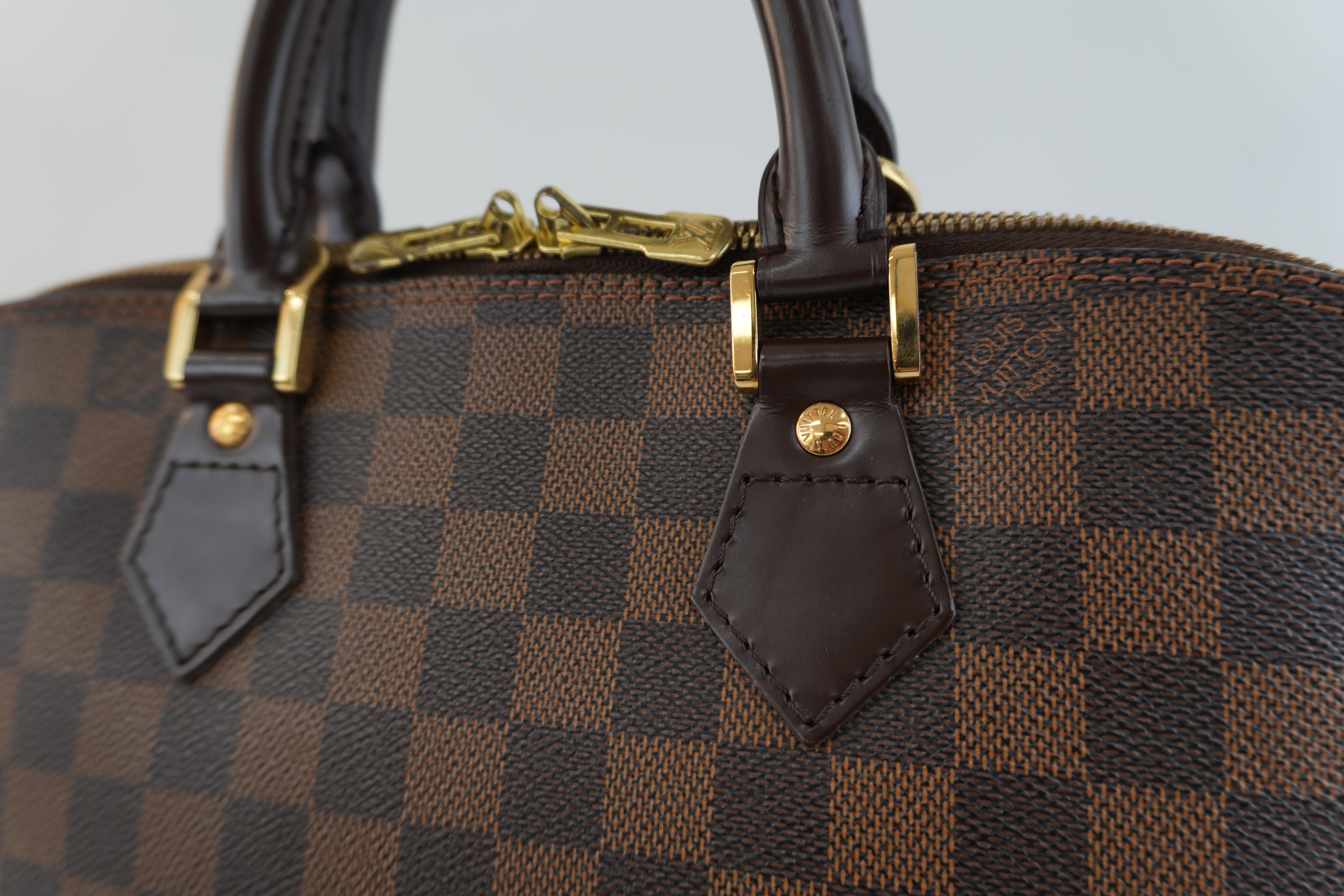 Louis Vuitton Damier Ebene Alma Handbag Used