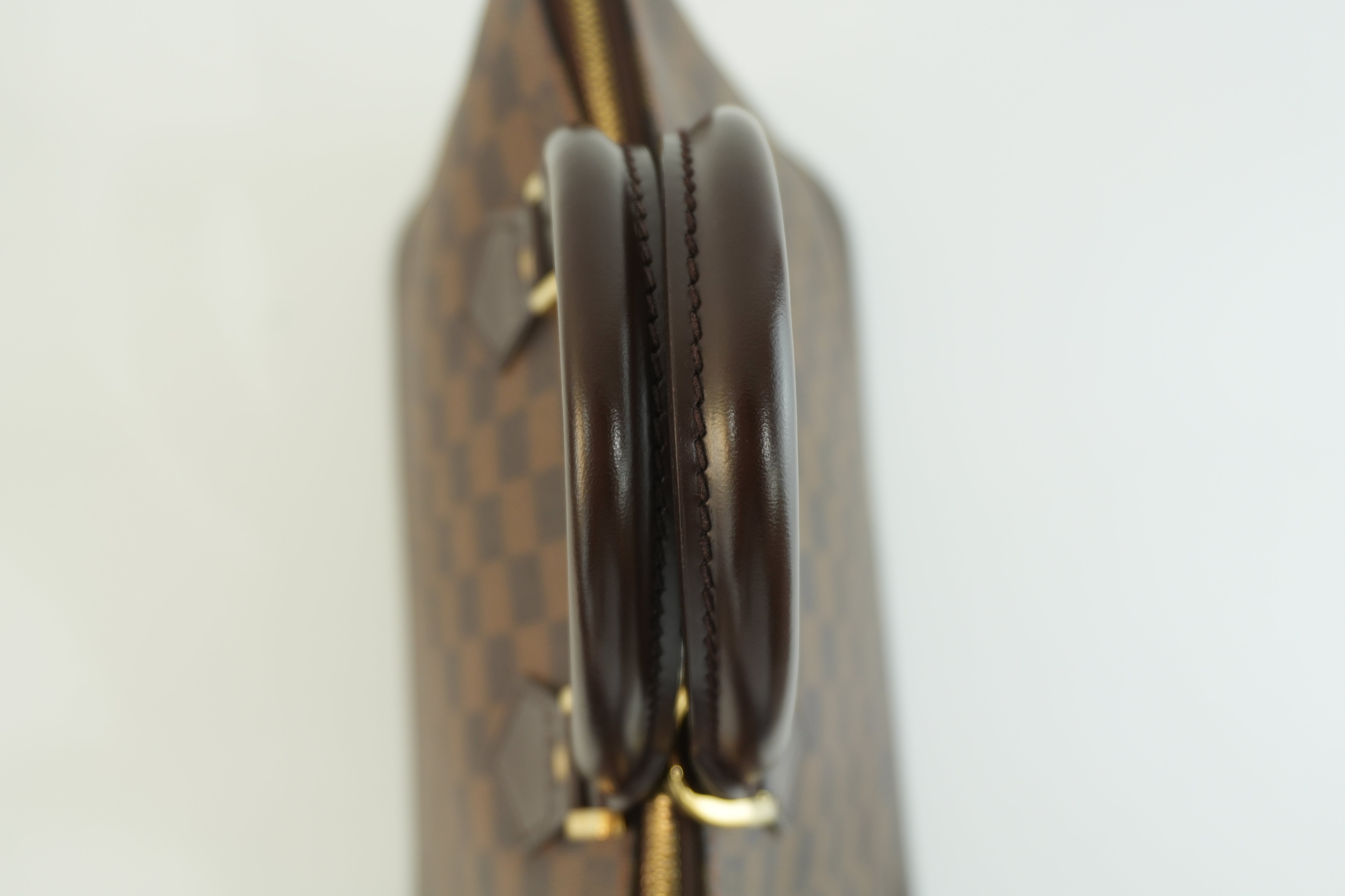 Louis Vuitton Damier Ebene Alma Handbag Used