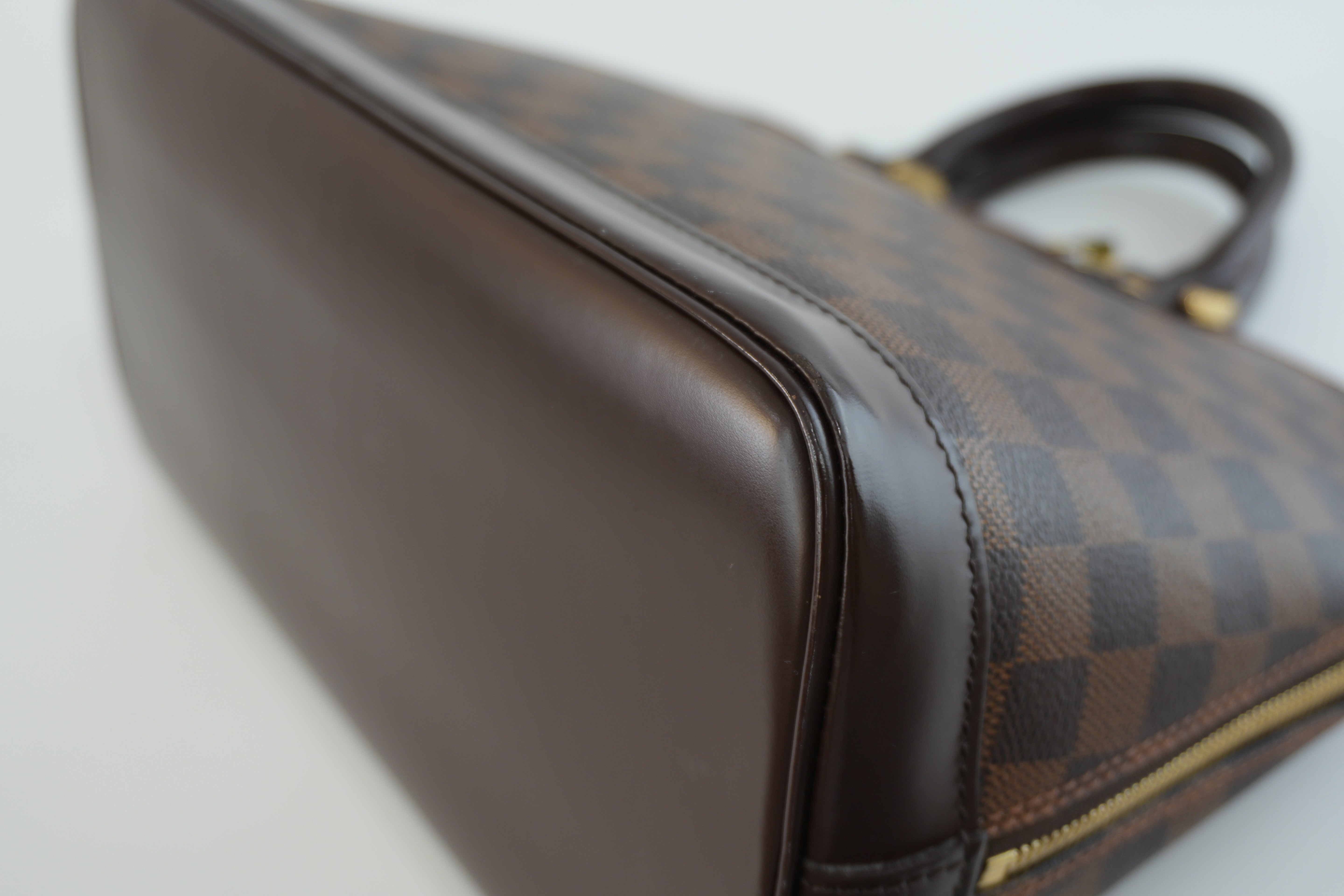 Louis Vuitton Damier Ebene Alma Handbag Used